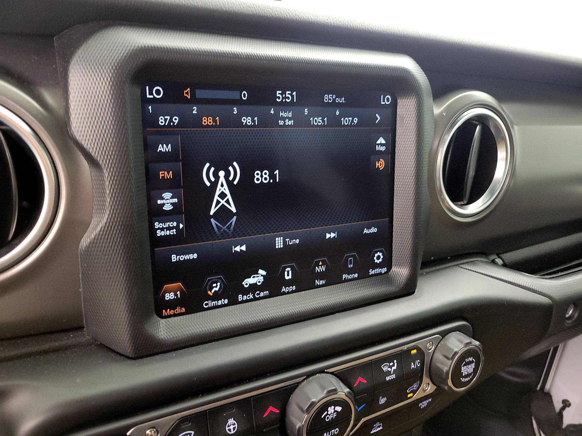 Thumbnail: 2022 Jeep Wrangler - 16