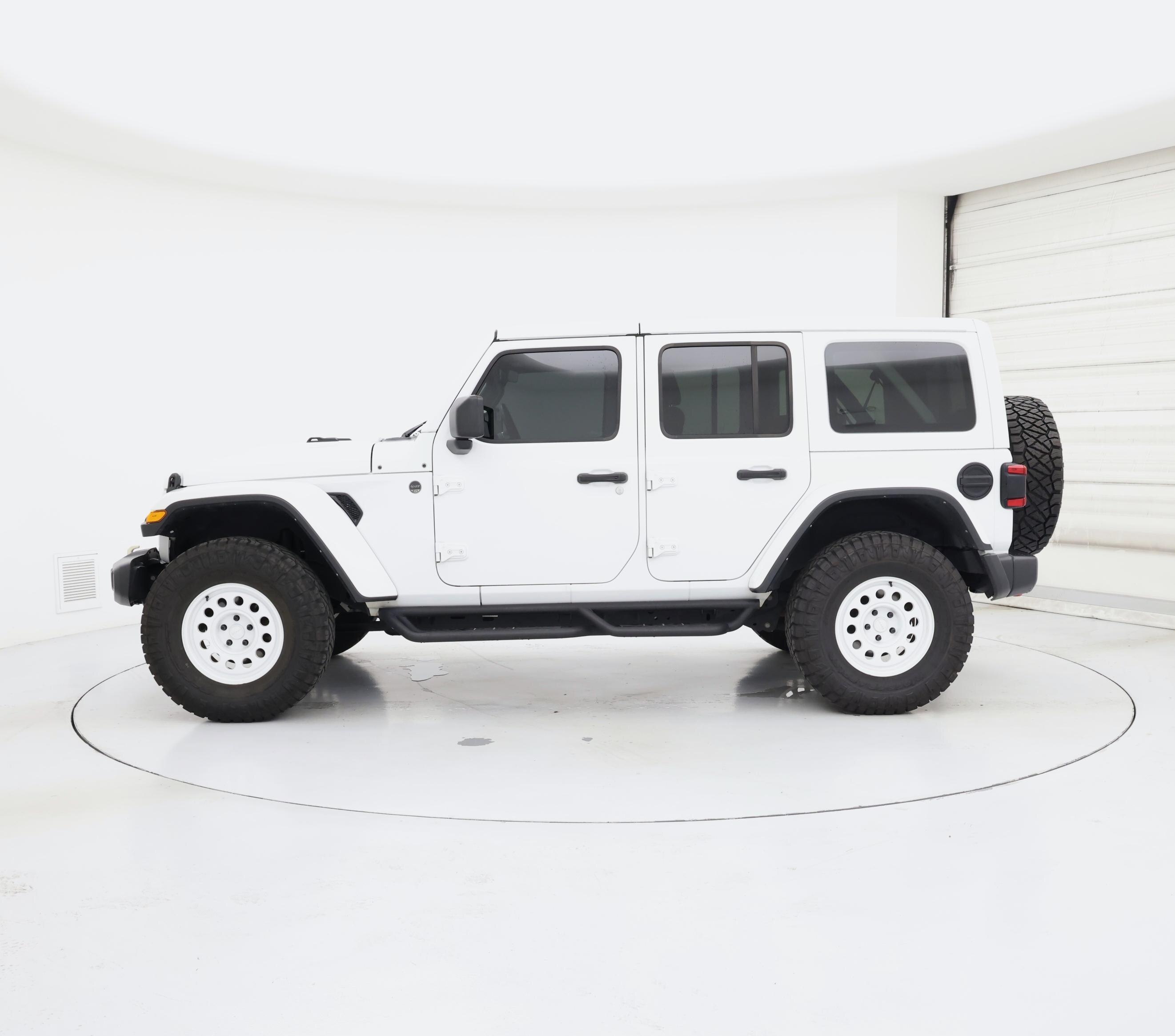 Thumbnail: 2022 Jeep Wrangler - 3