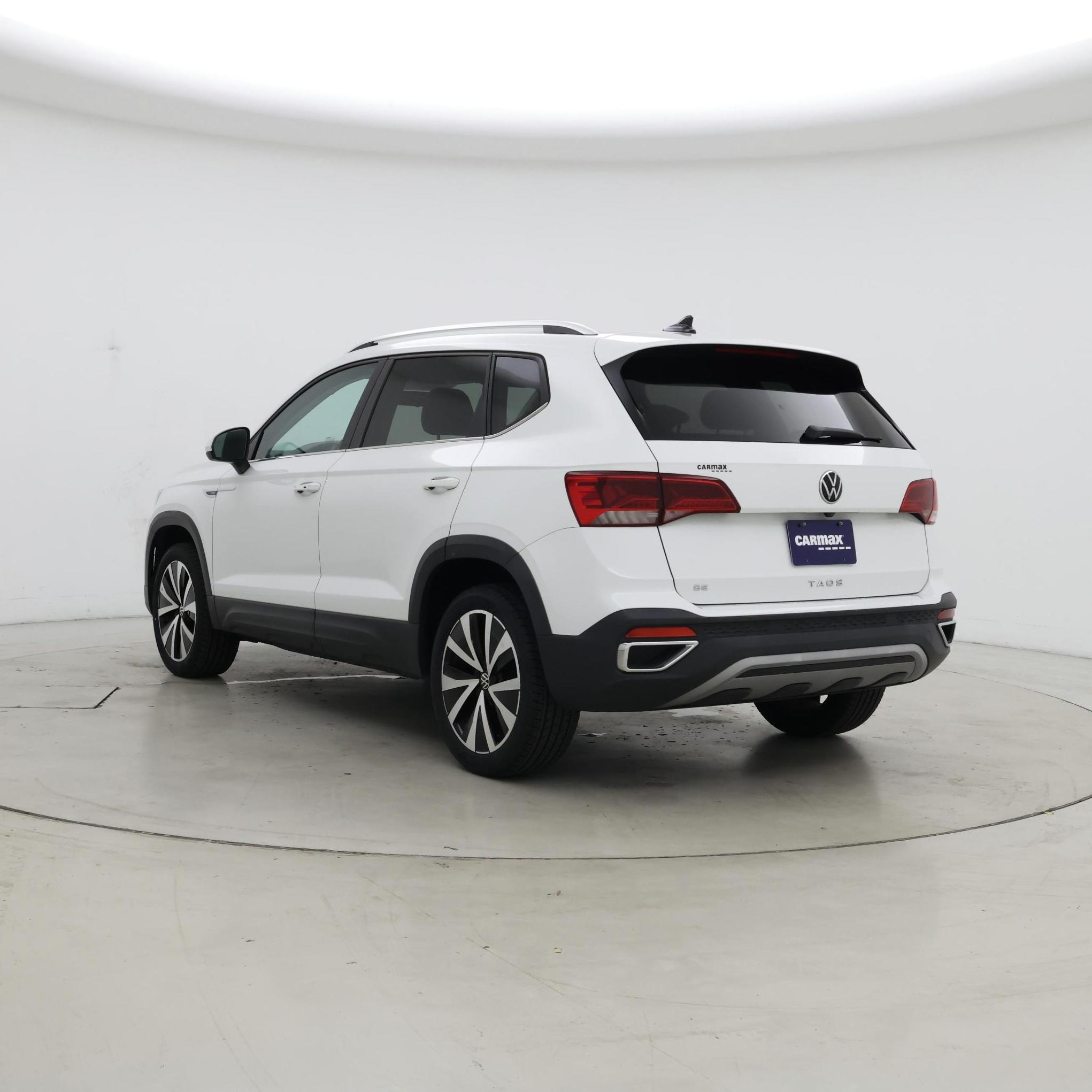 Thumbnail: 2022 Volkswagen Taos - 2