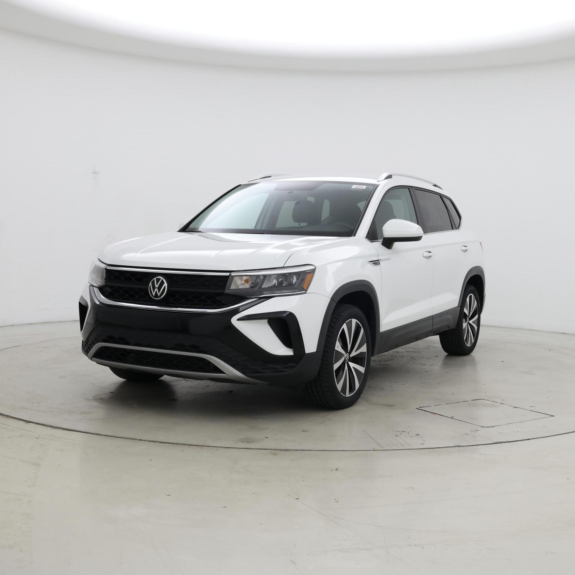 Thumbnail: 2022 Volkswagen Taos - 4