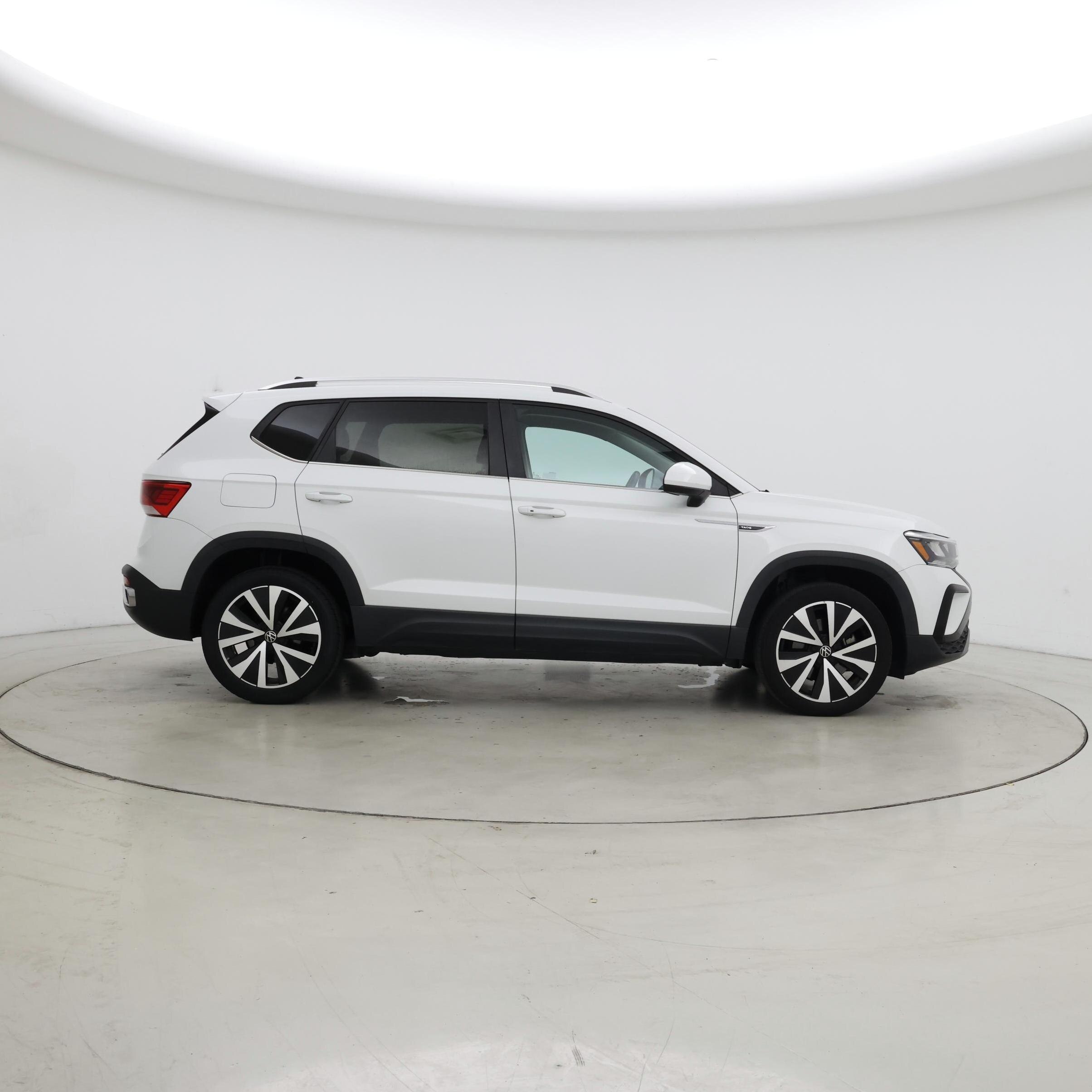 Thumbnail: 2022 Volkswagen Taos - 7