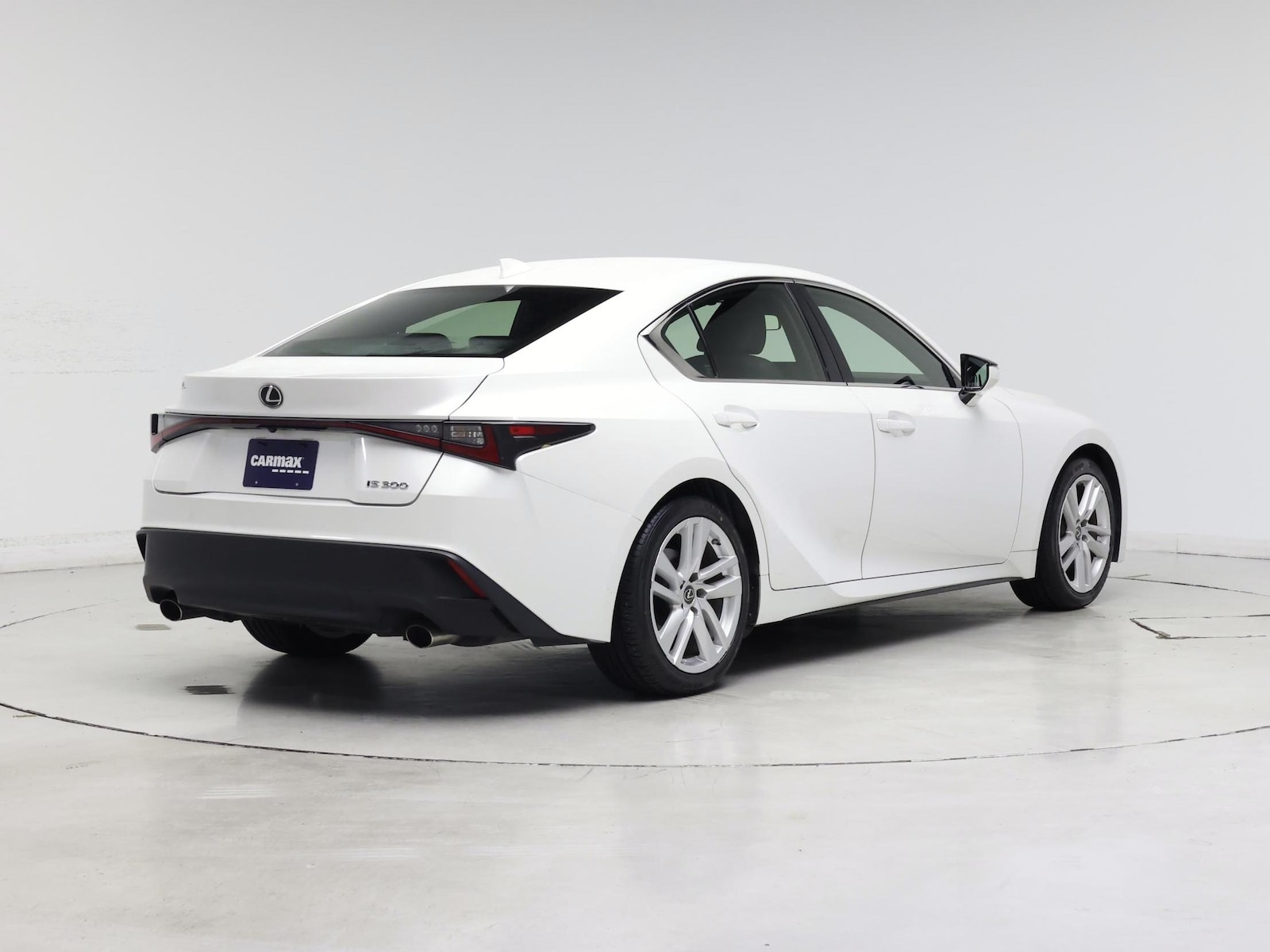 2022 Lexus IS 300 - Photo 9