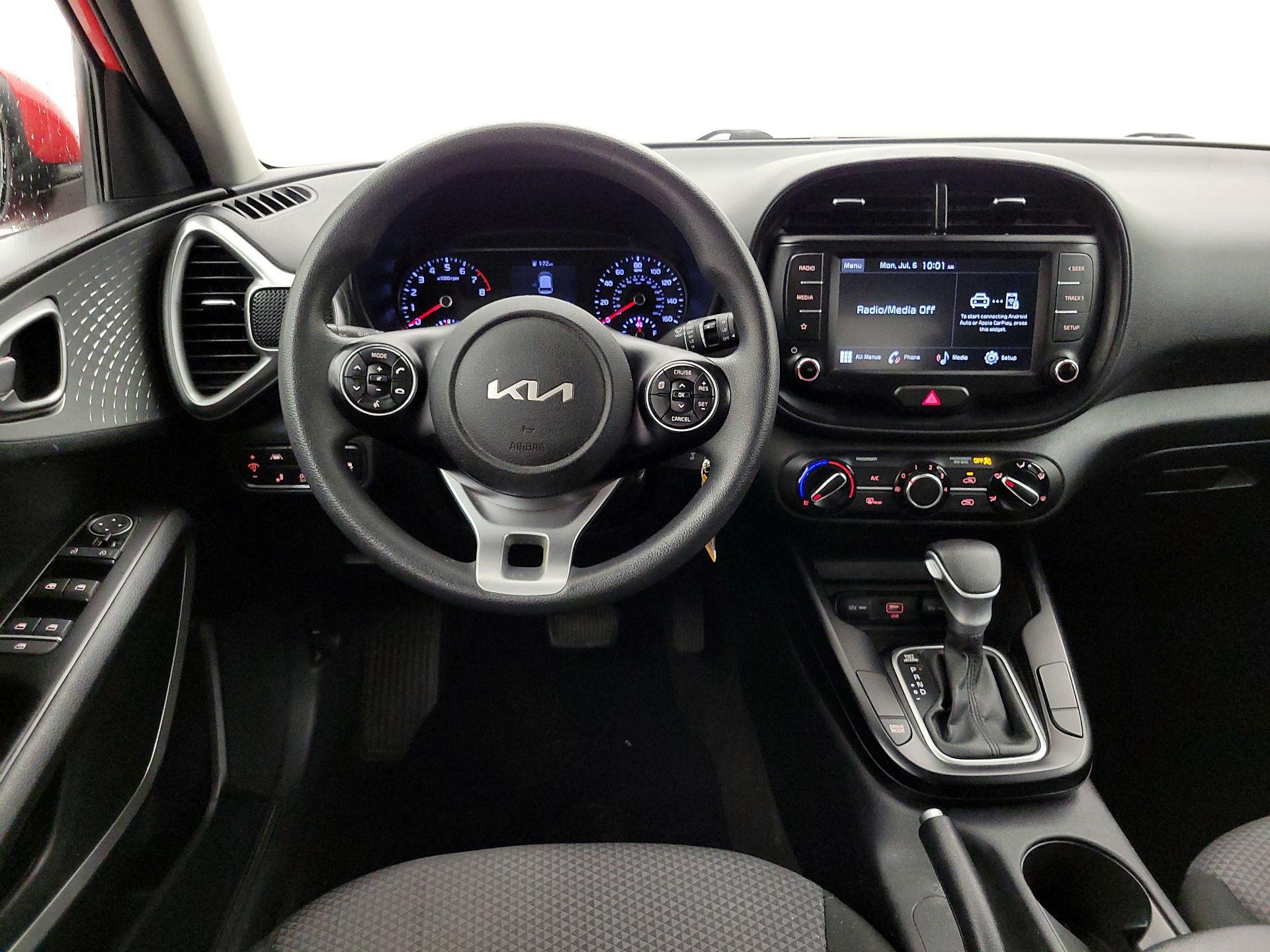 Thumbnail: 2022 Kia Soul - 10