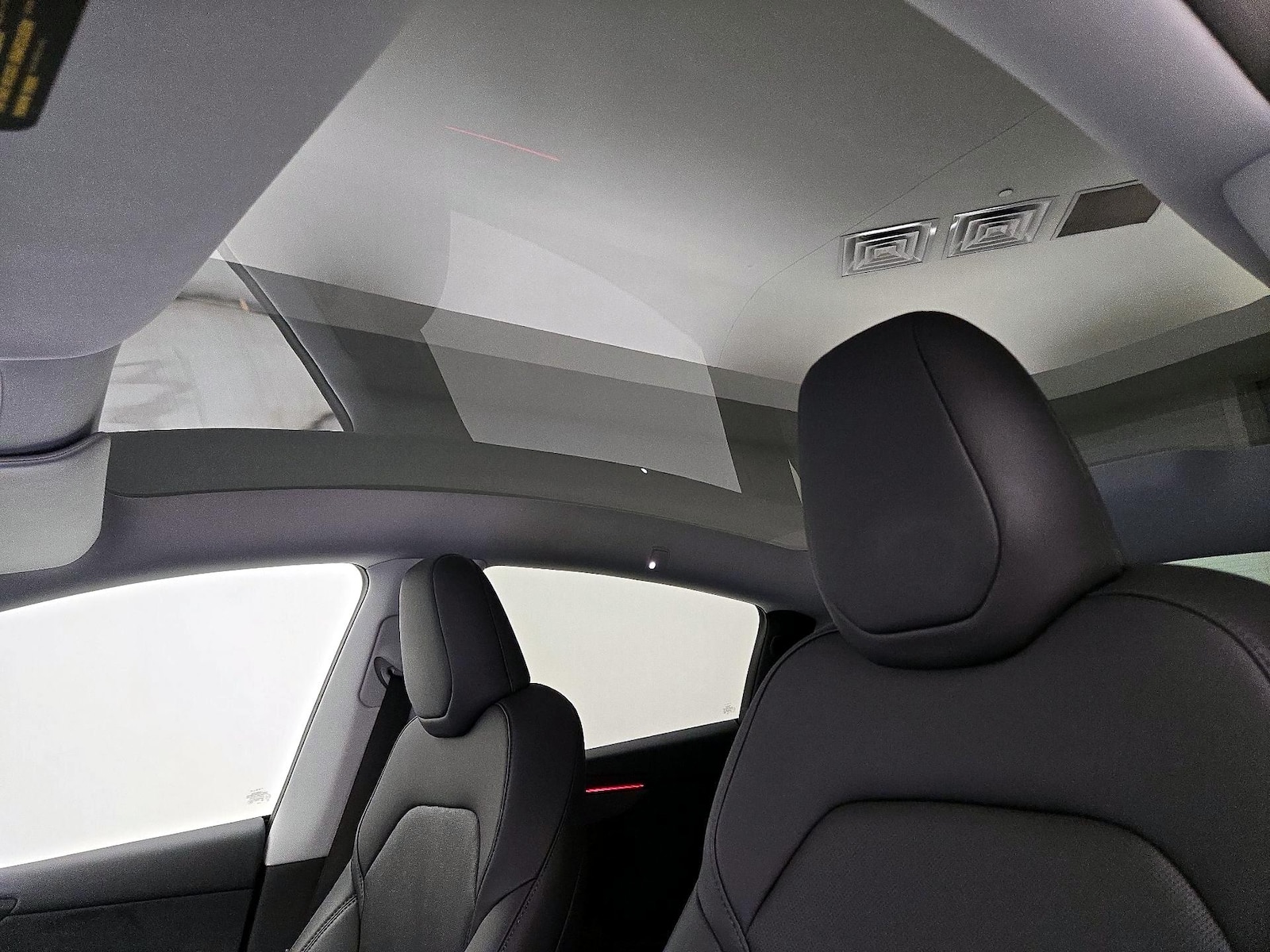 2026 Tesla Model Y Premium - Photo 20