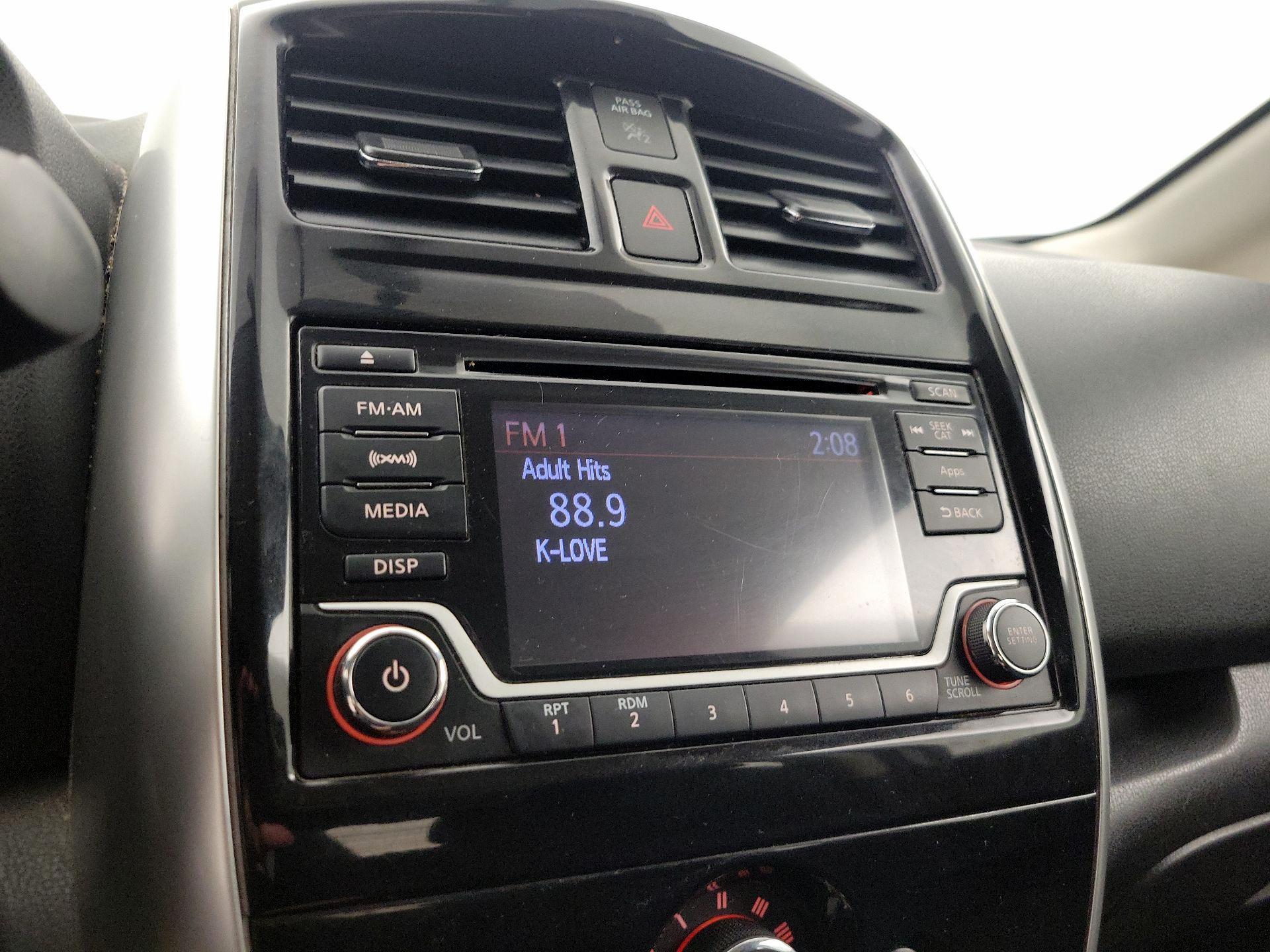 Thumbnail: 2016 Nissan Versa Note - 15