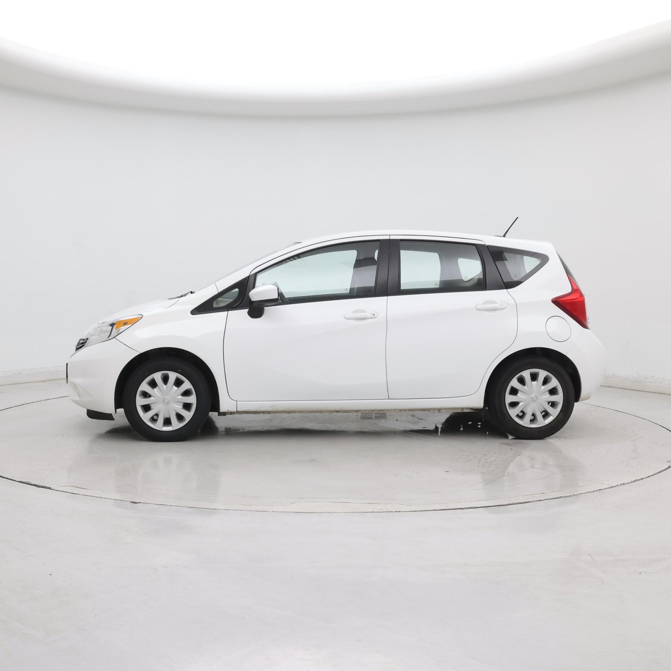 Thumbnail: 2016 Nissan Versa Note - 3