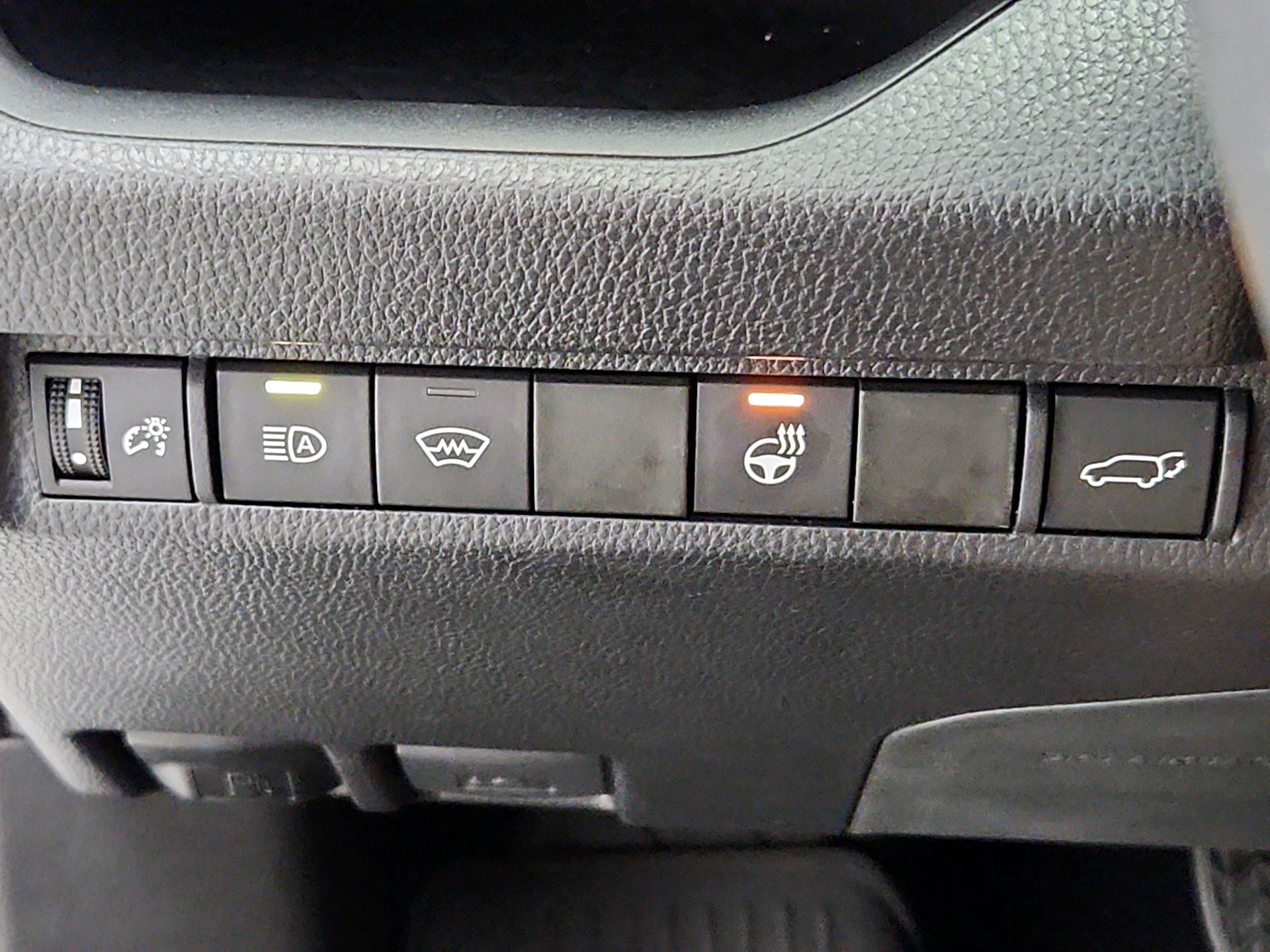 Thumbnail: 2024 Toyota RAV4 - 13