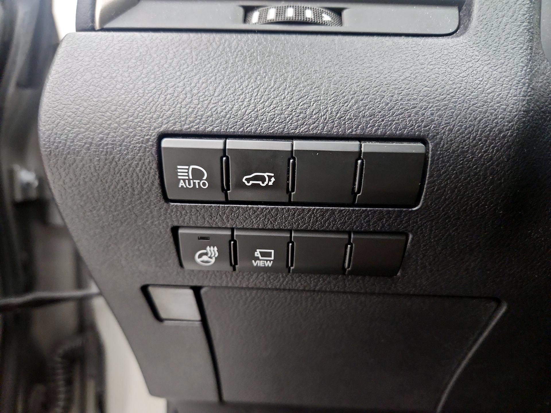 Thumbnail: 2021 Lexus RX - 13