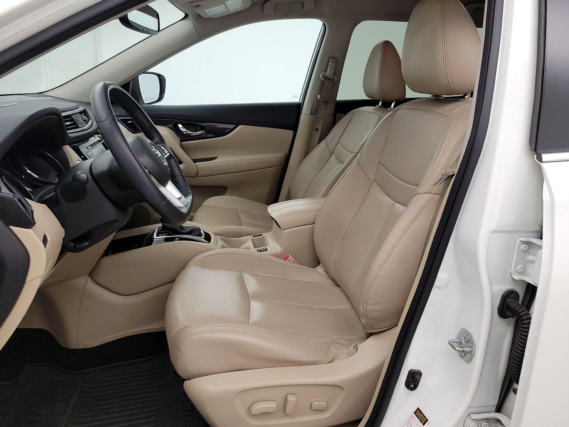 Thumbnail: 2018 Nissan Rogue - 11