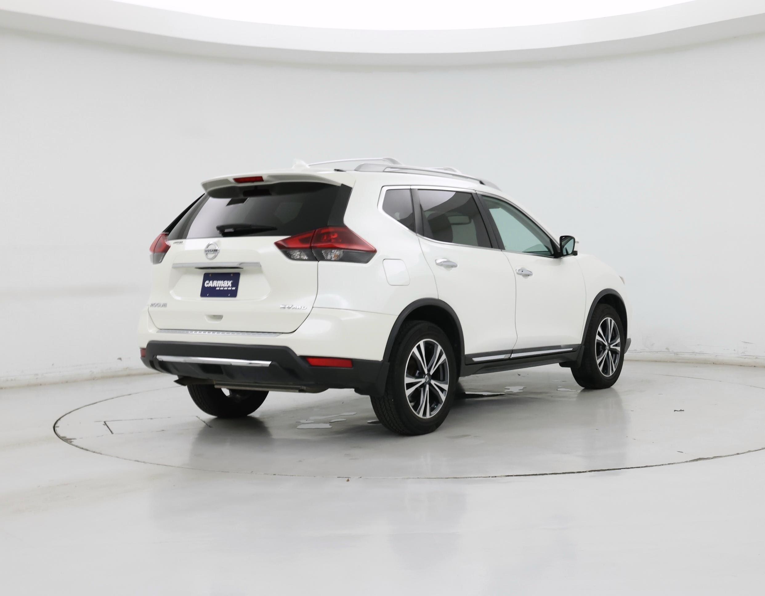 Thumbnail: 2018 Nissan Rogue - 8