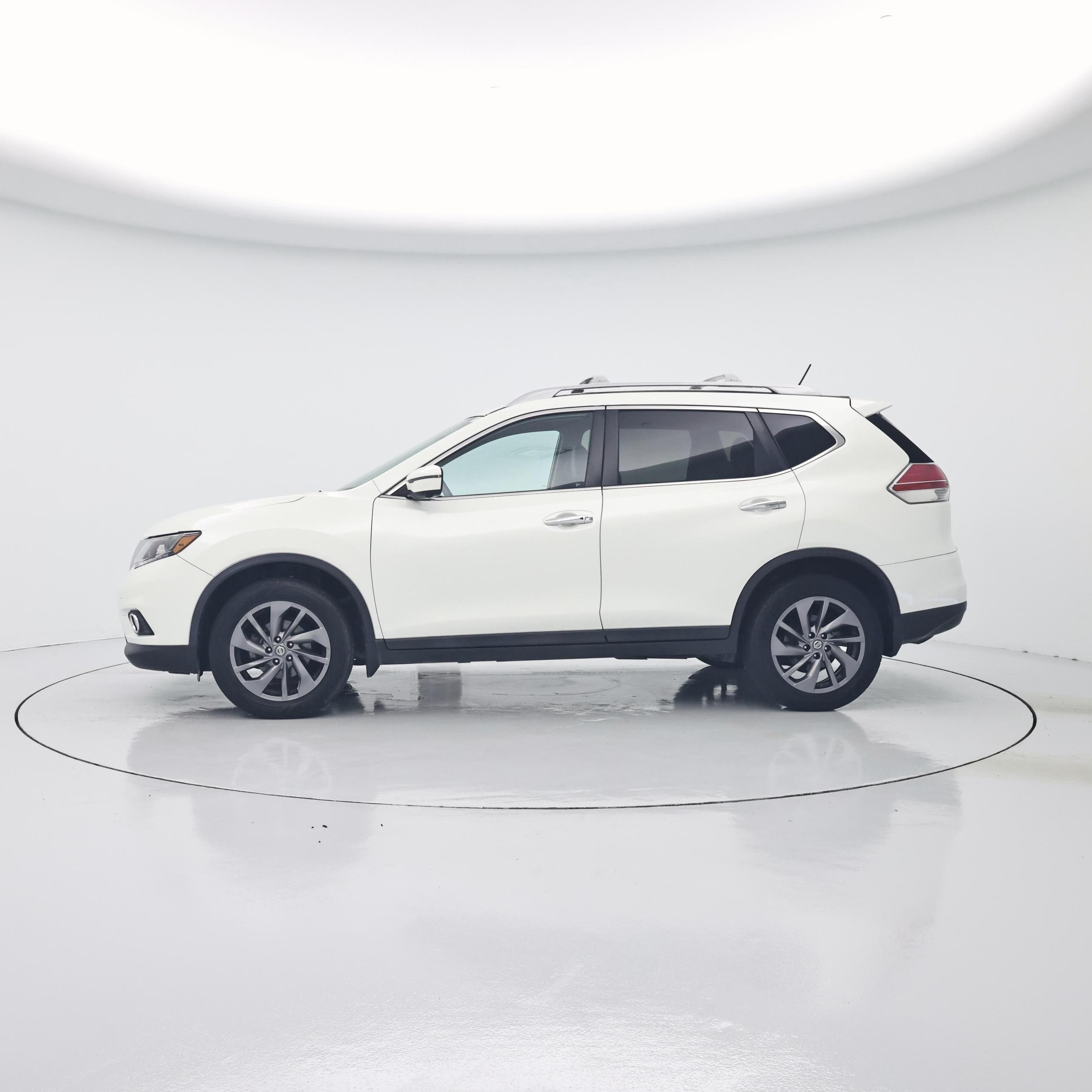 Thumbnail: 2016 Nissan Rogue - 3