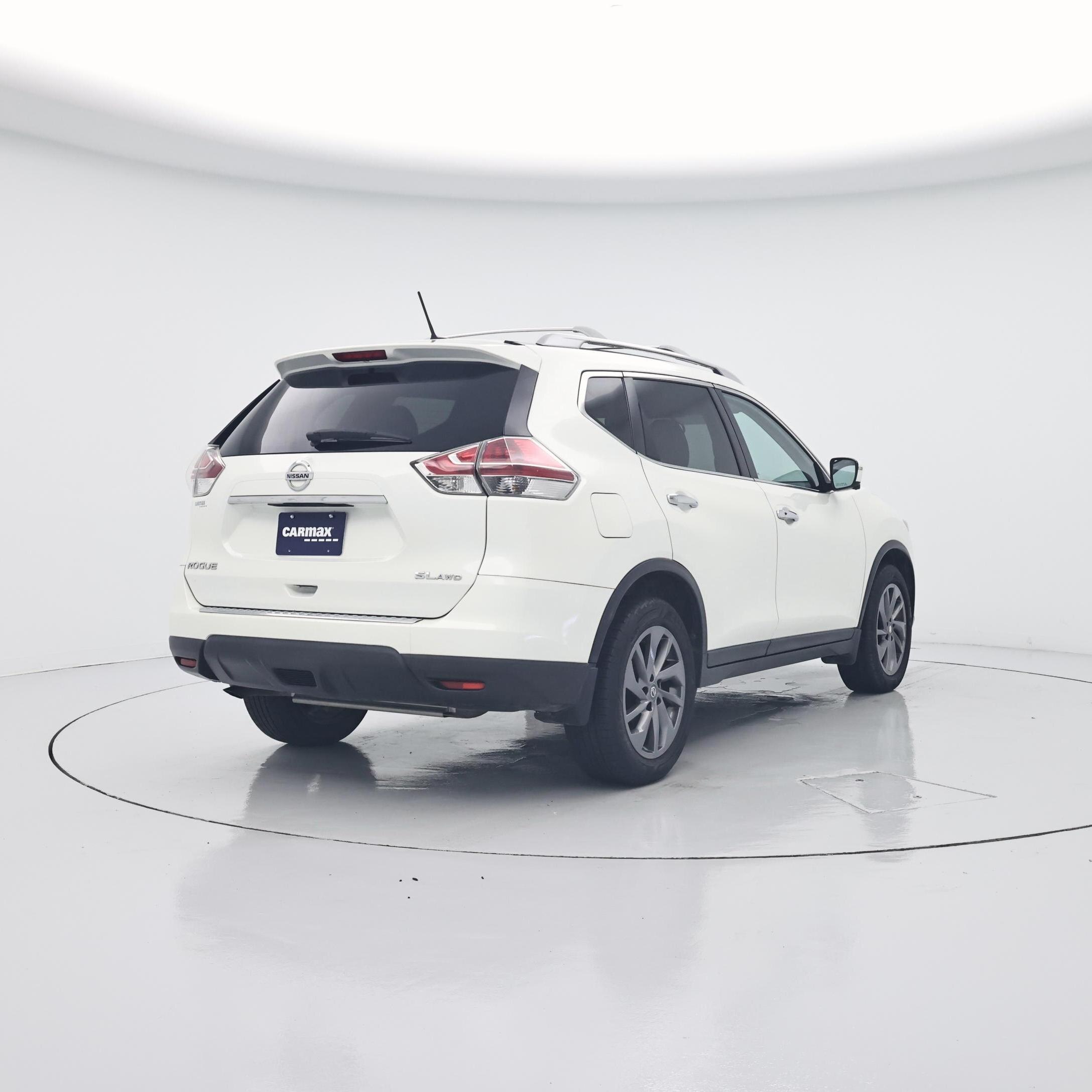 Thumbnail: 2016 Nissan Rogue - 8