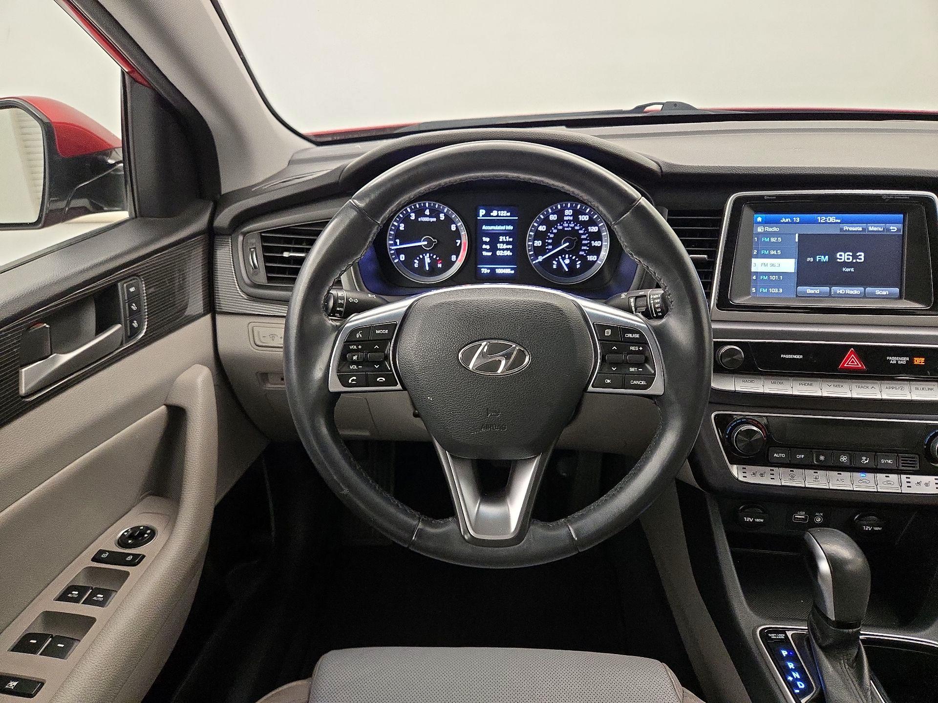 Thumbnail: 2018 Hyundai Sonata - 10