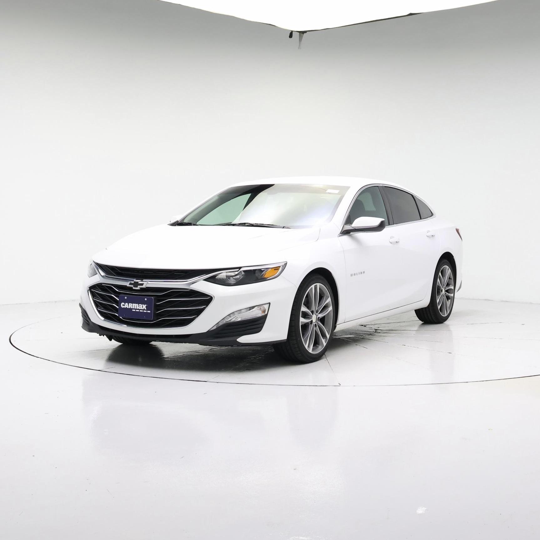 Thumbnail: 2021 Chevrolet Malibu - 4