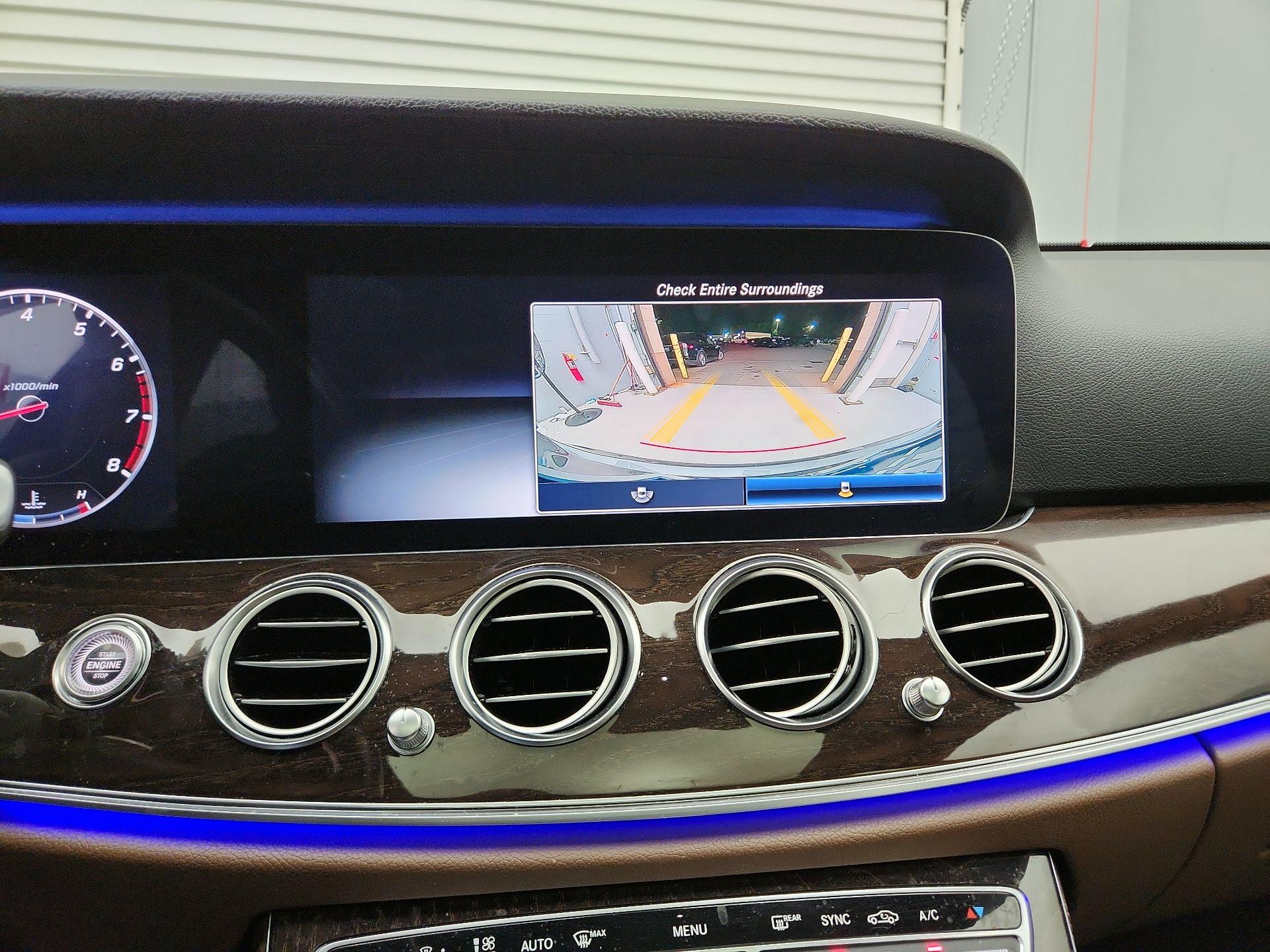 Thumbnail: 2020 Mercedes-Benz E-Class - 15