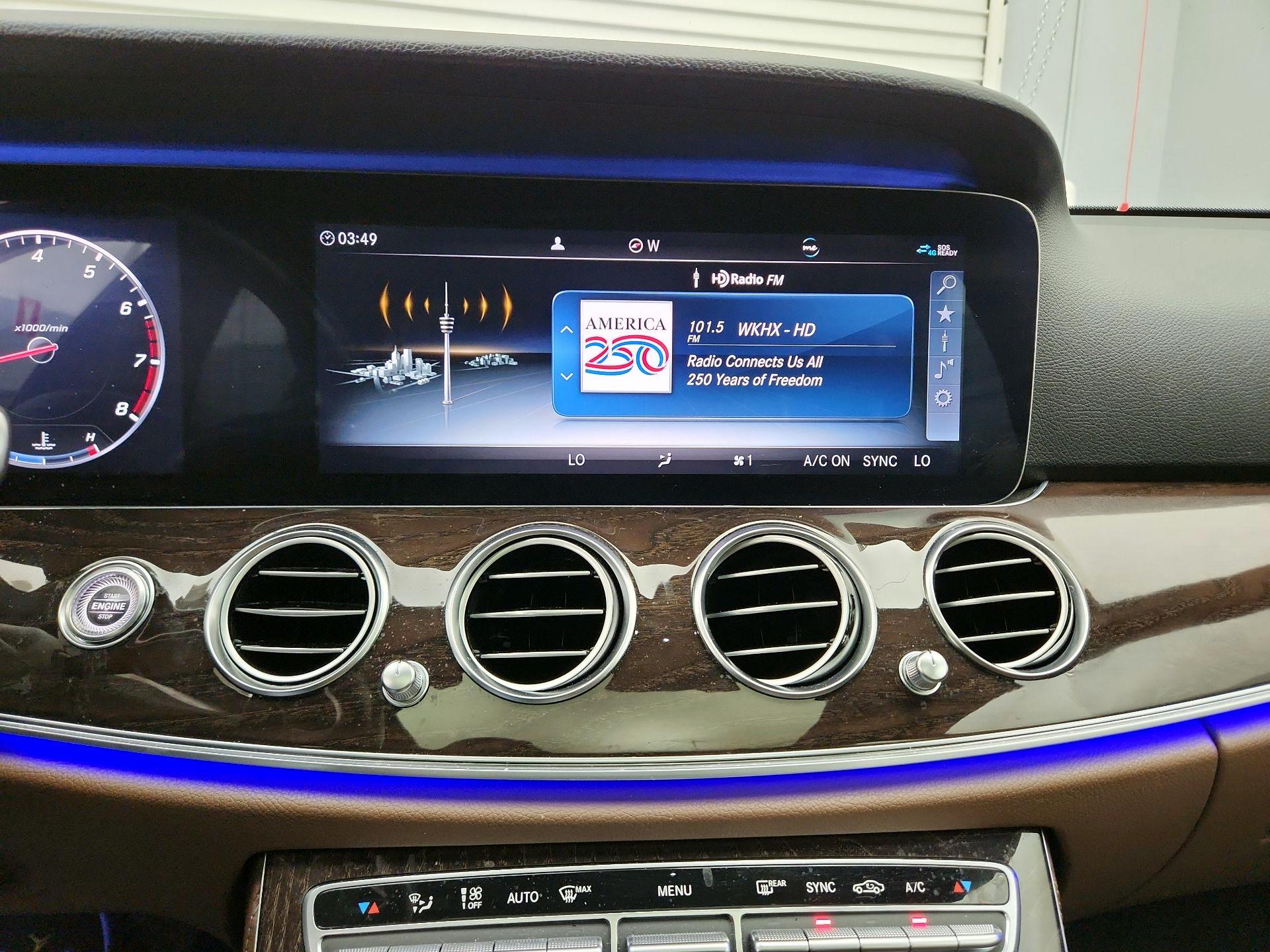 Thumbnail: 2020 Mercedes-Benz E-Class - 16