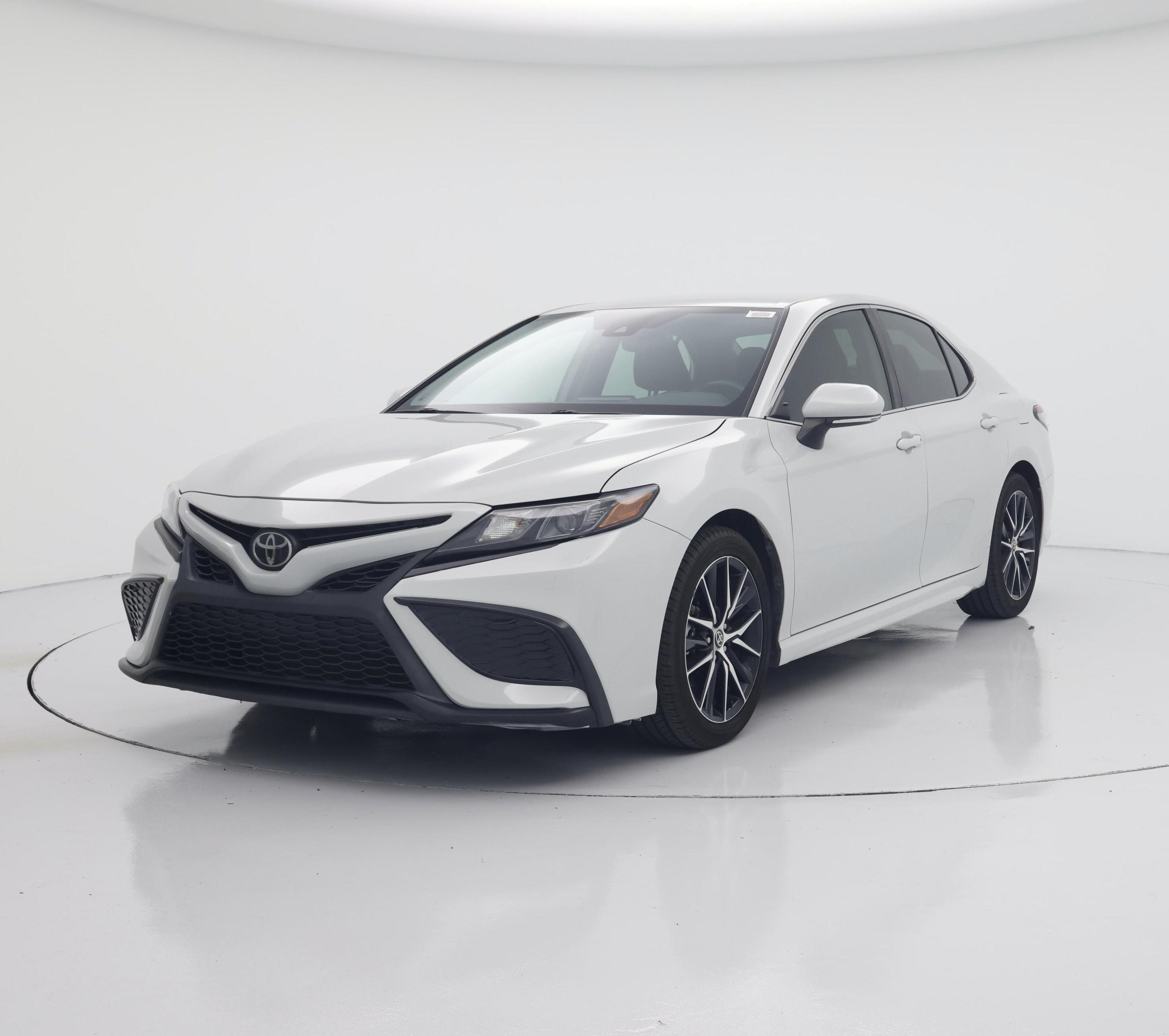Thumbnail: 2023 Toyota Camry - 4