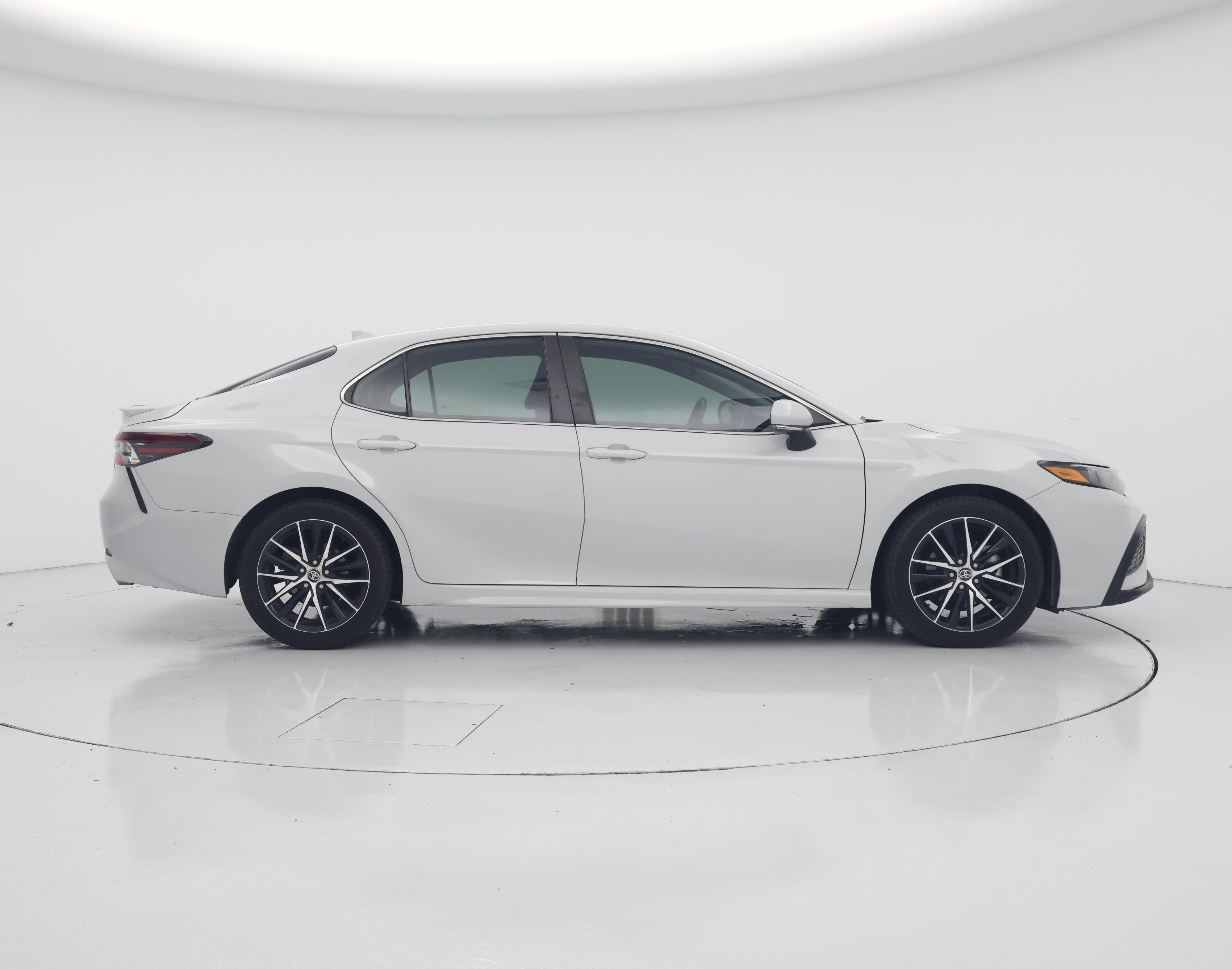 Thumbnail: 2023 Toyota Camry - 7