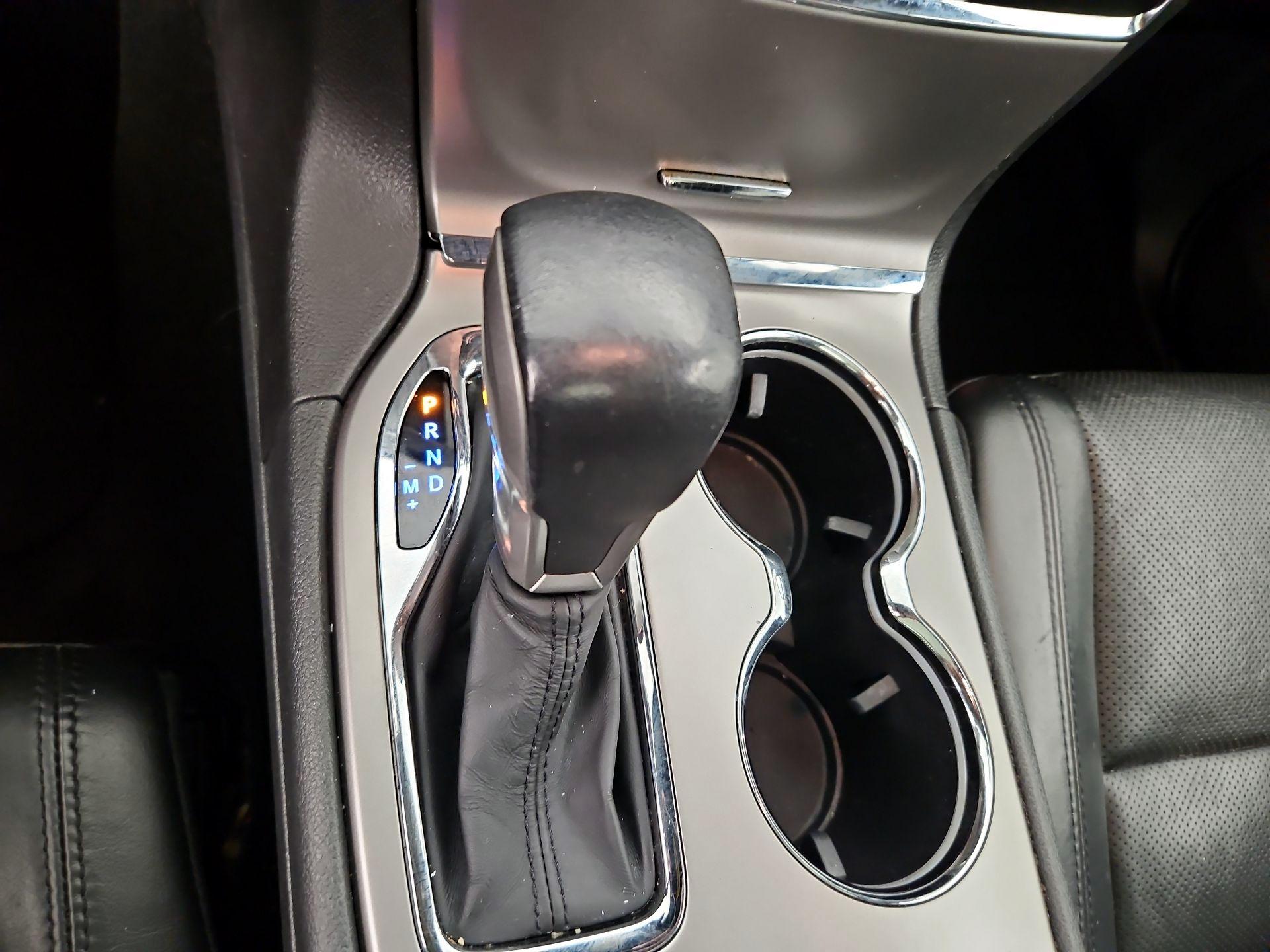 Thumbnail: 2019 Jeep Grand Cherokee - 17