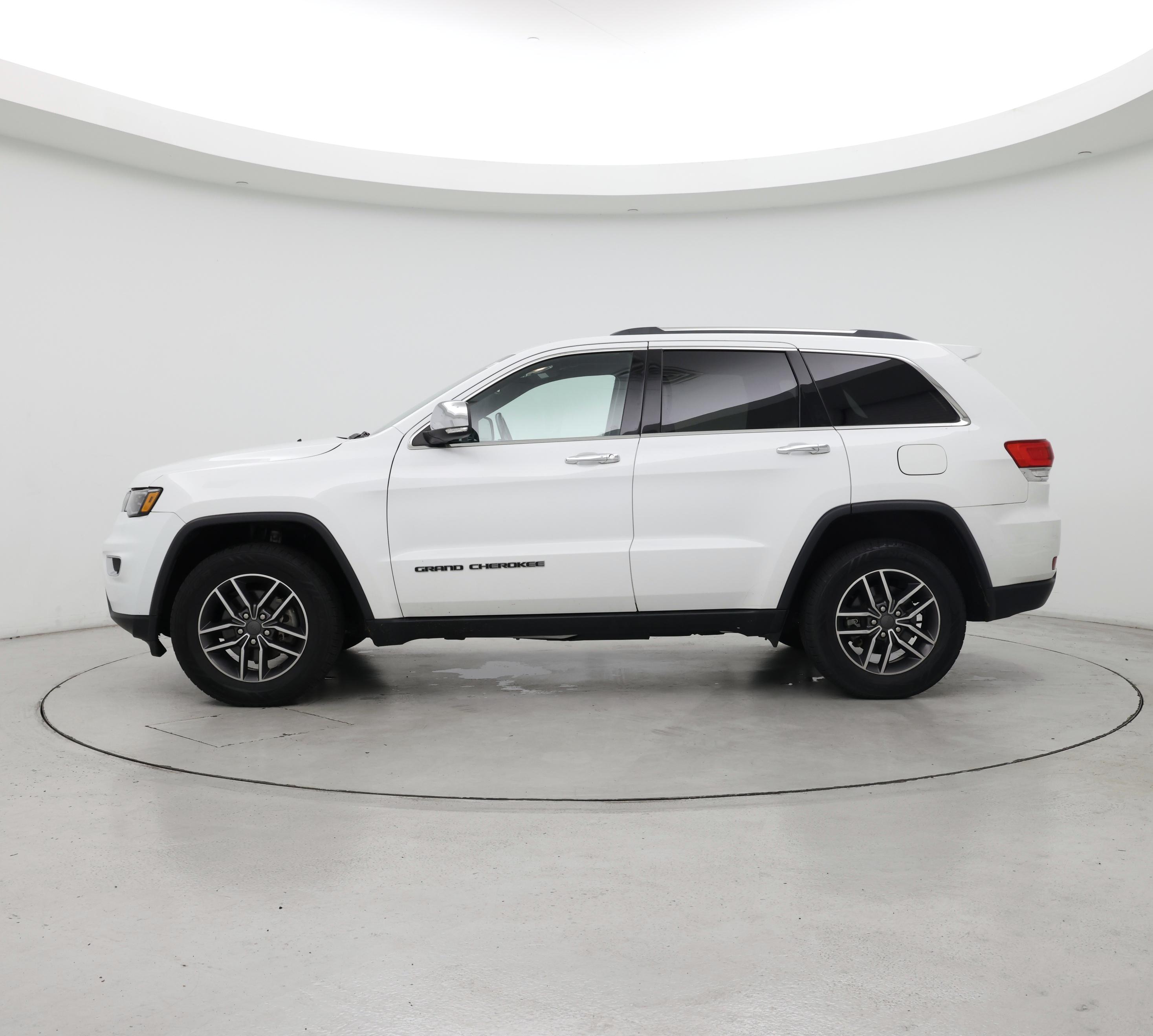 Thumbnail: 2019 Jeep Grand Cherokee - 3
