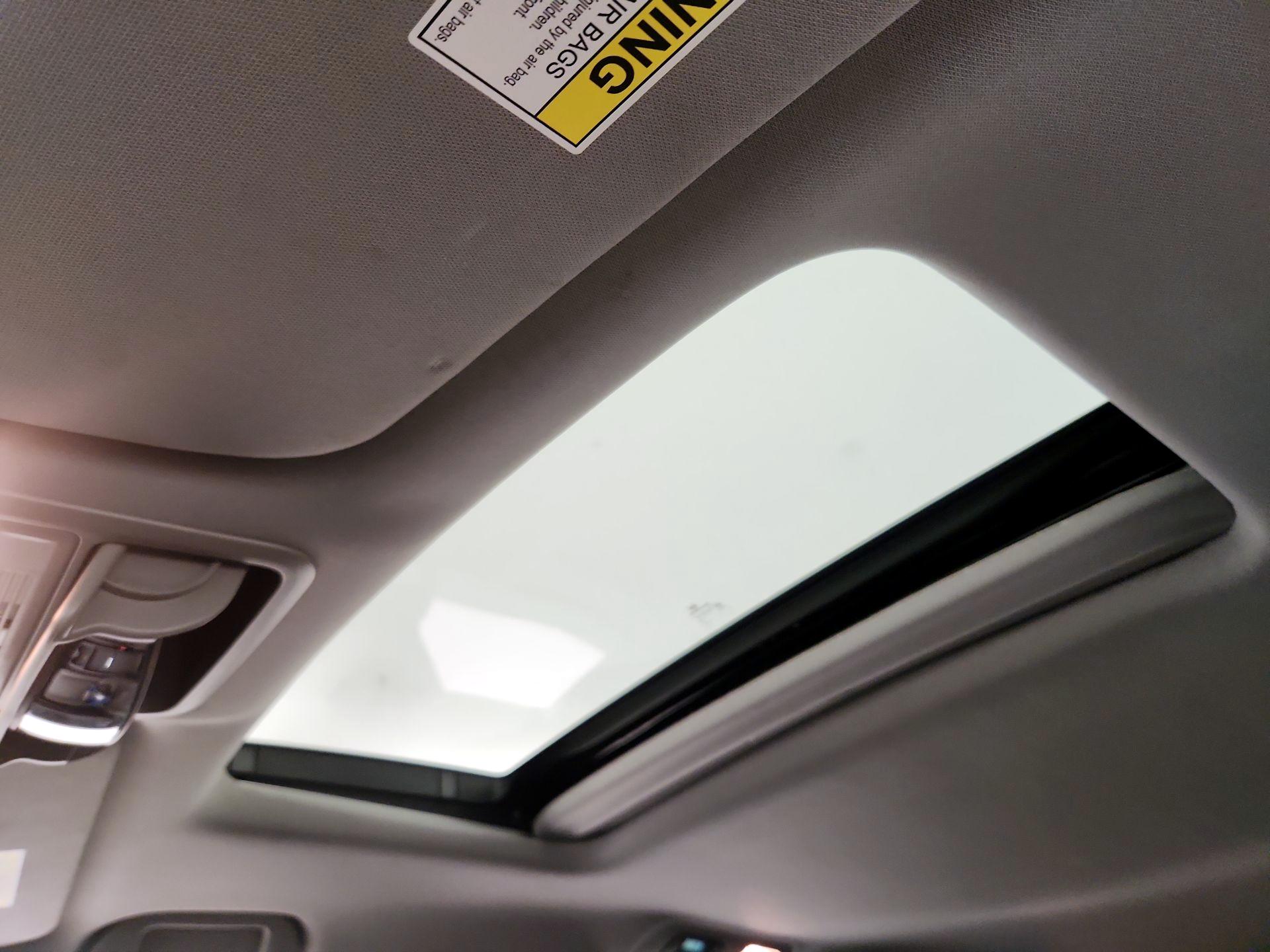 Thumbnail: 2019 Honda Odyssey - 19