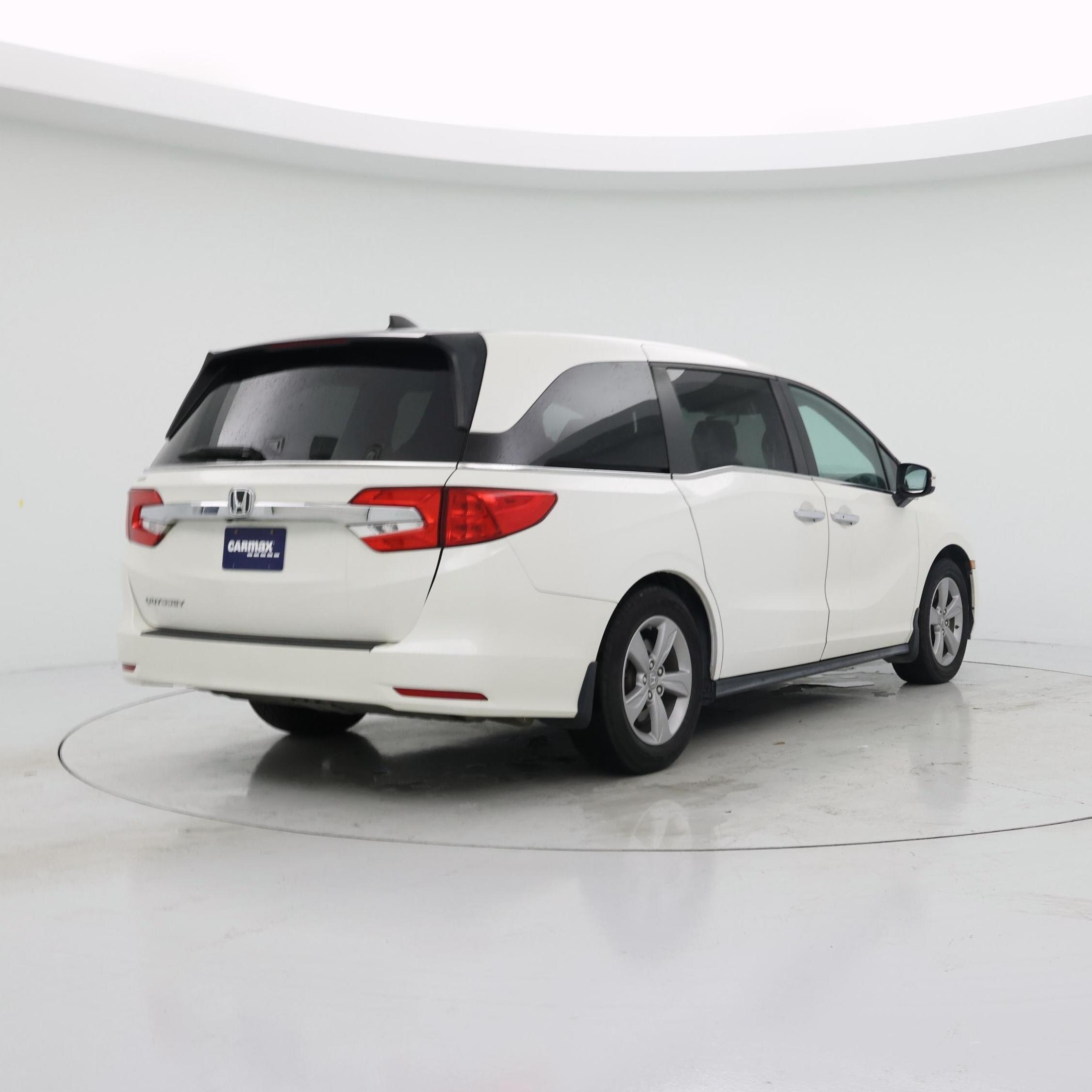 Thumbnail: 2019 Honda Odyssey - 8