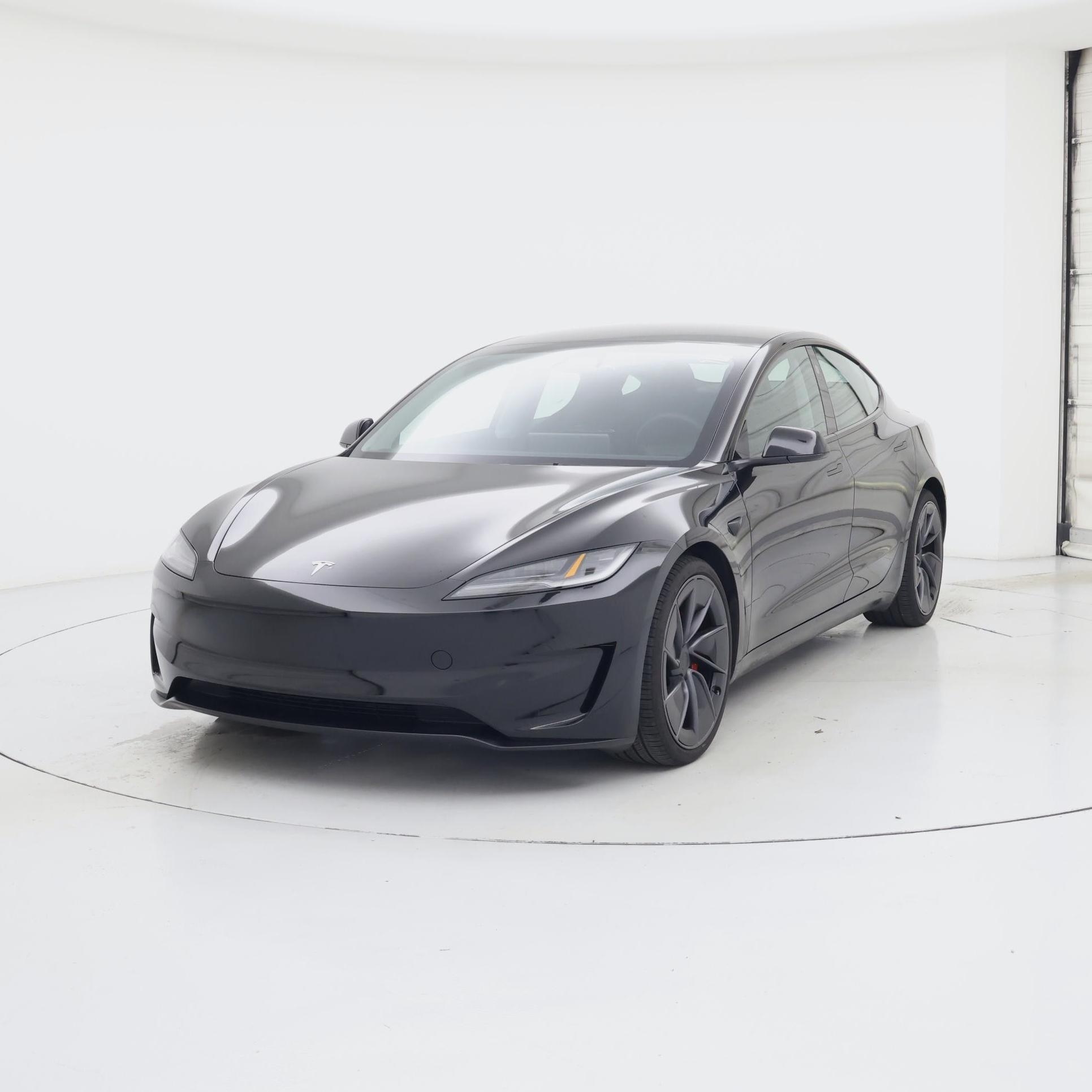 Thumbnail: 2025 Tesla Model 3 - 4