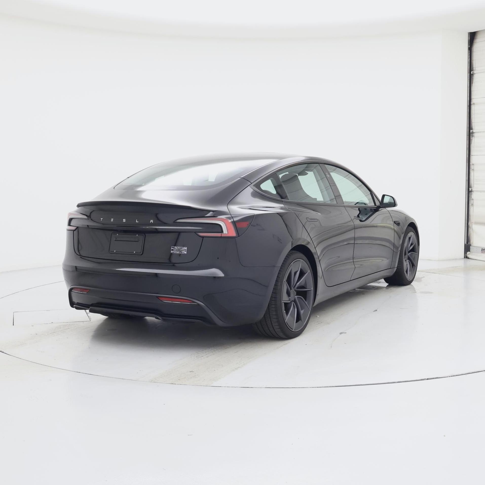 Thumbnail: 2025 Tesla Model 3 - 8