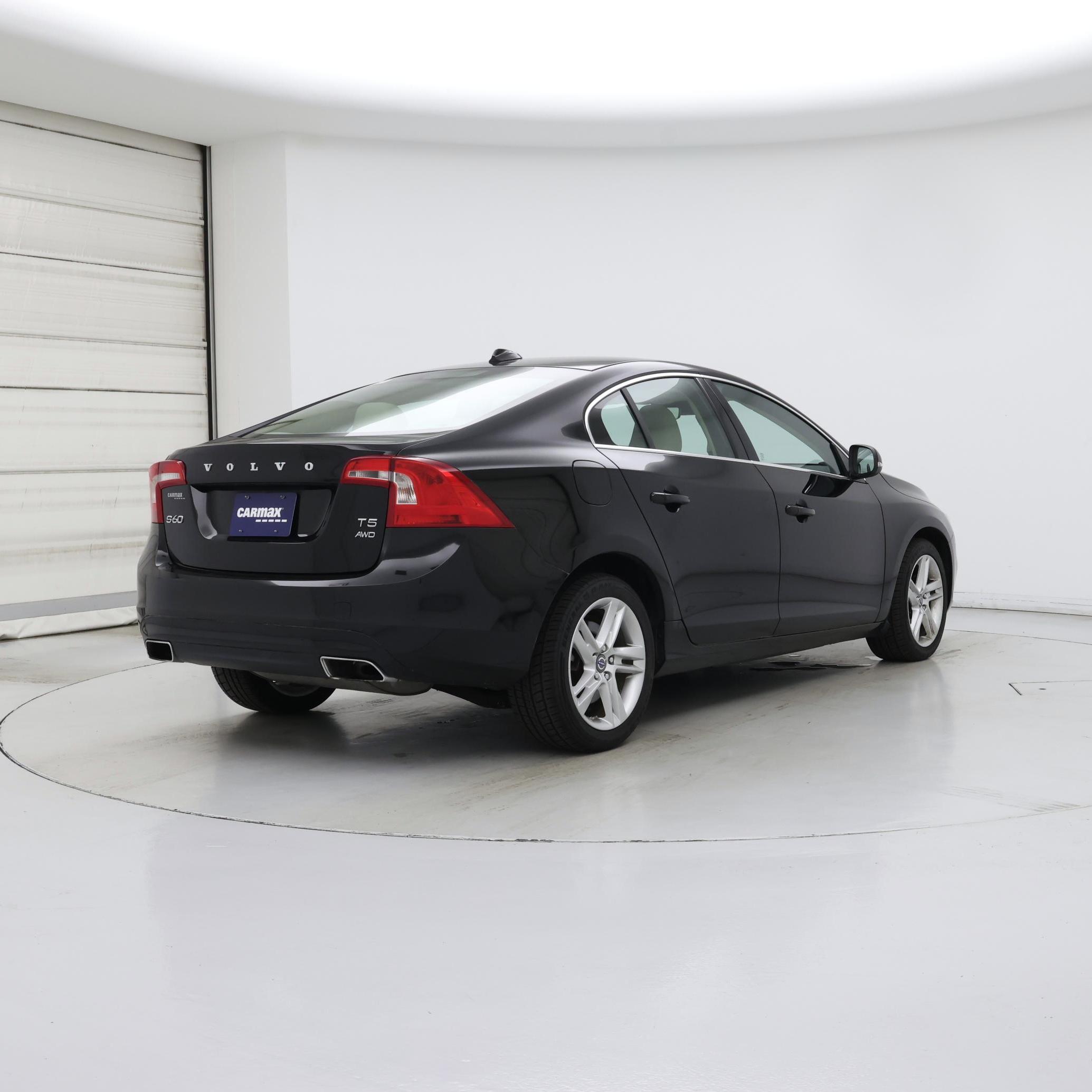 Thumbnail: 2015 Volvo S60 - 8
