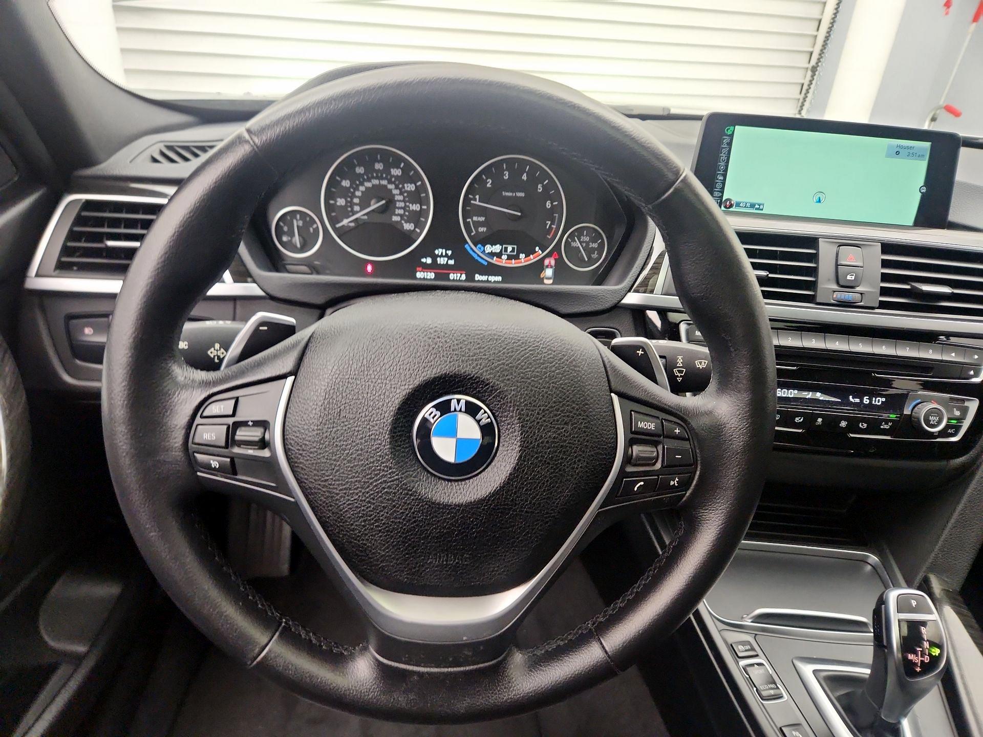 Thumbnail: 2016 BMW 3 Series - 10