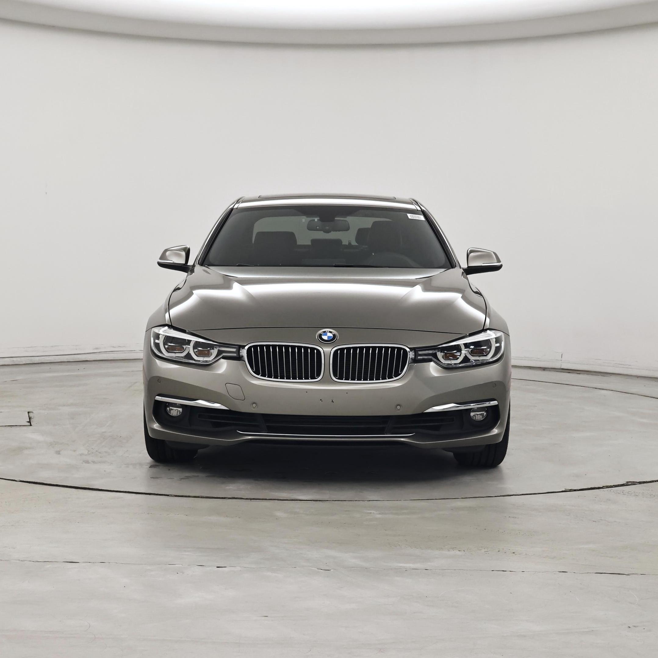 Thumbnail: 2016 BMW 3 Series - 5