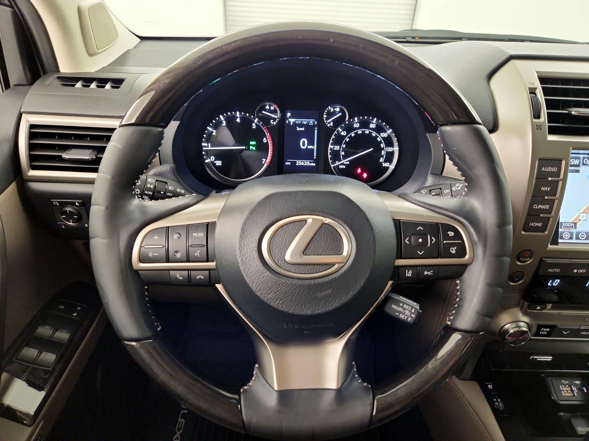 Thumbnail: 2021 Lexus GX - 10