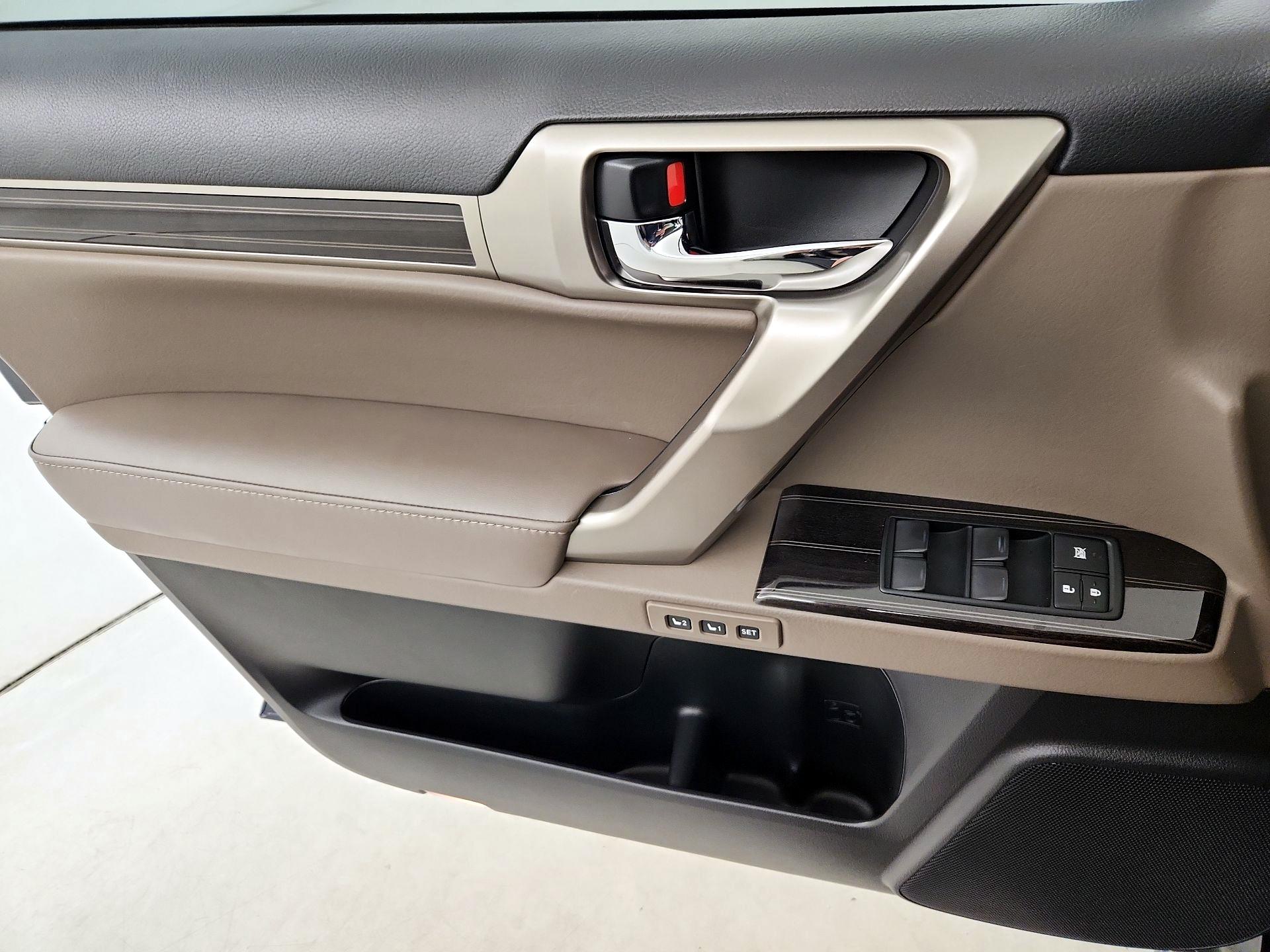 Thumbnail: 2021 Lexus GX - 12