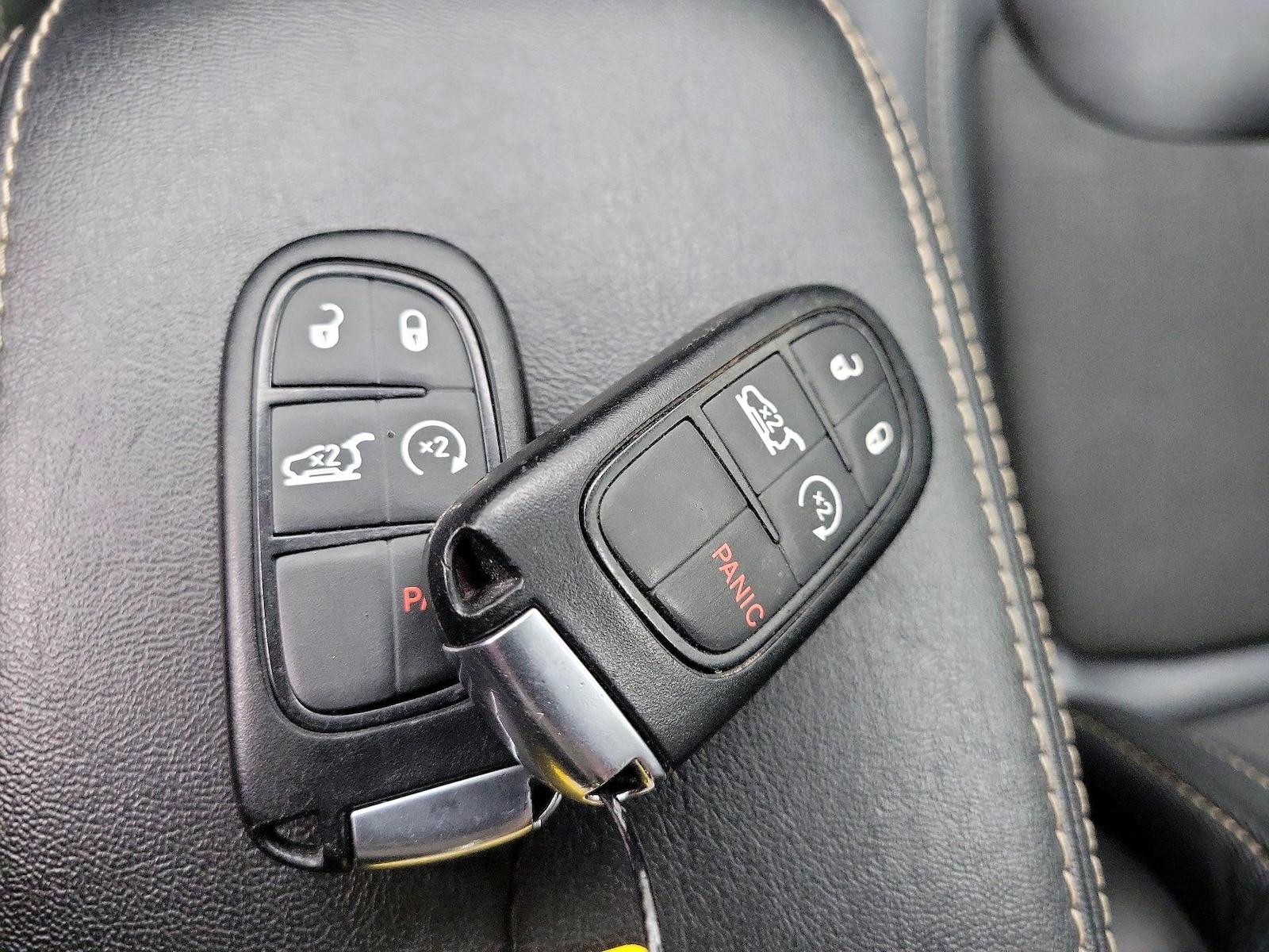2018 Jeep Cherokee Latitude Plus - Photo 24
