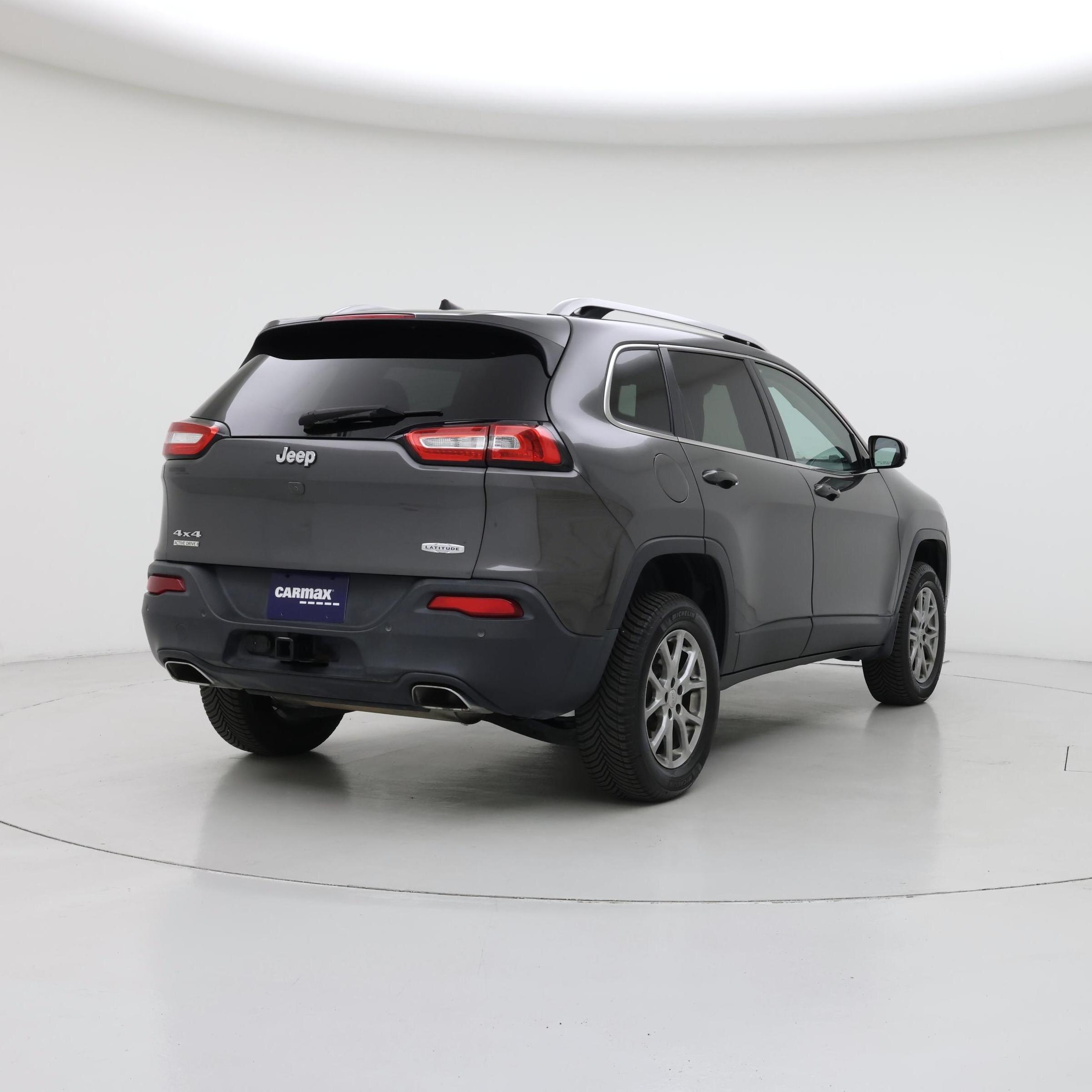 Thumbnail: 2018 Jeep Cherokee - 8