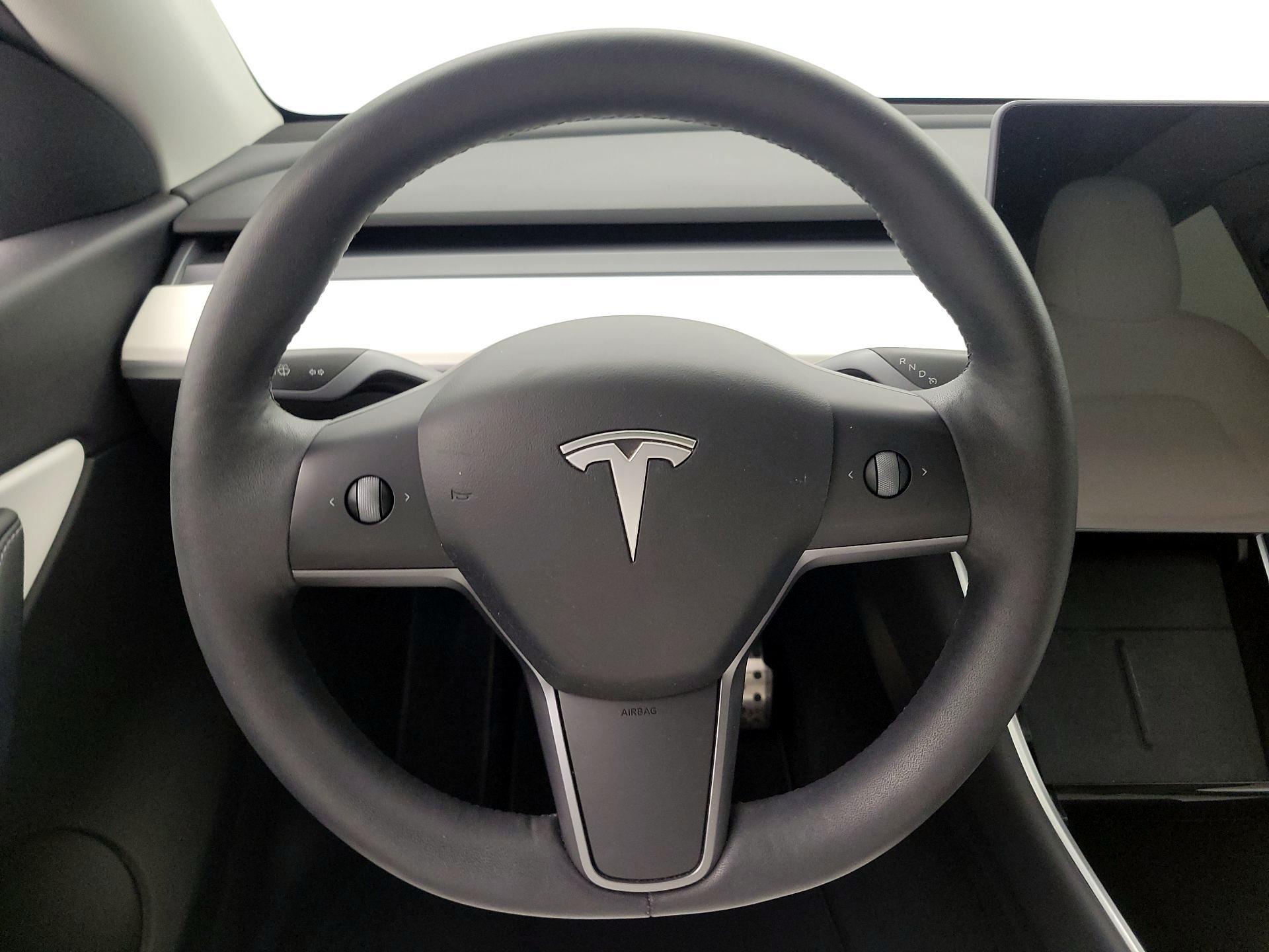Thumbnail: 2021 Tesla Model Y - 10