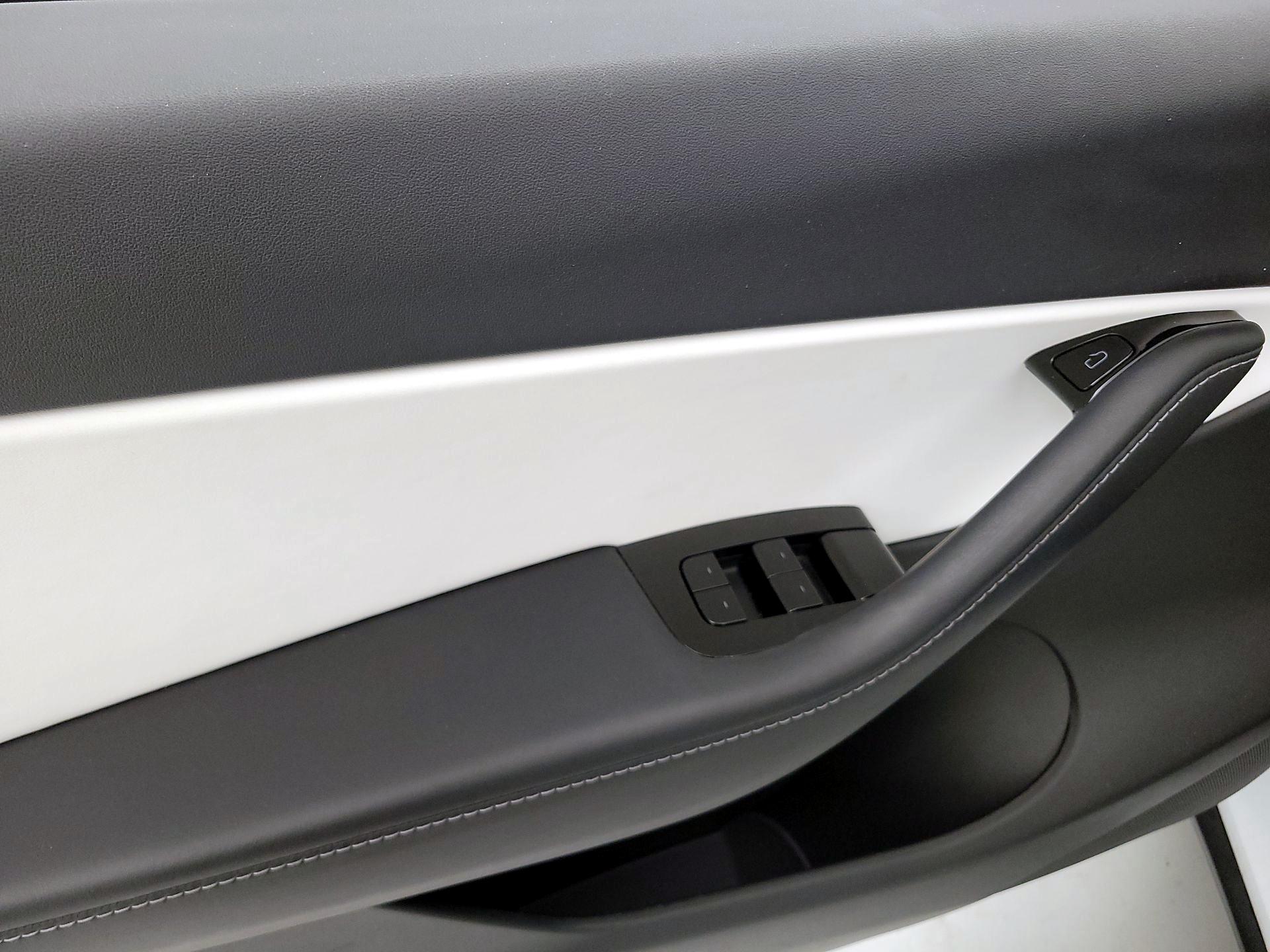 Thumbnail: 2021 Tesla Model Y - 12