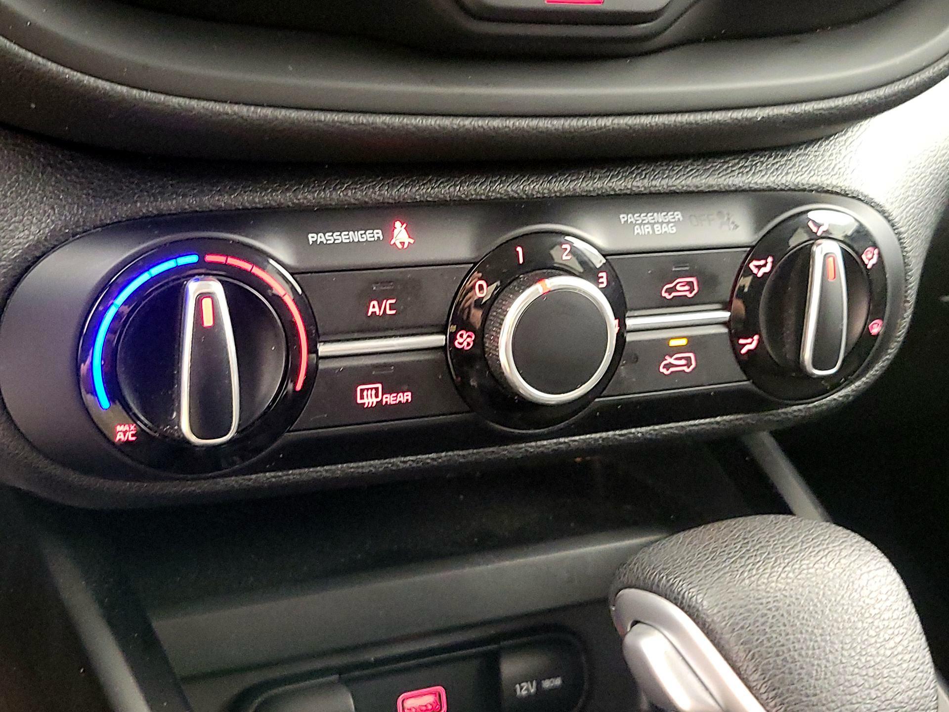 Thumbnail: 2021 Kia Soul - 16