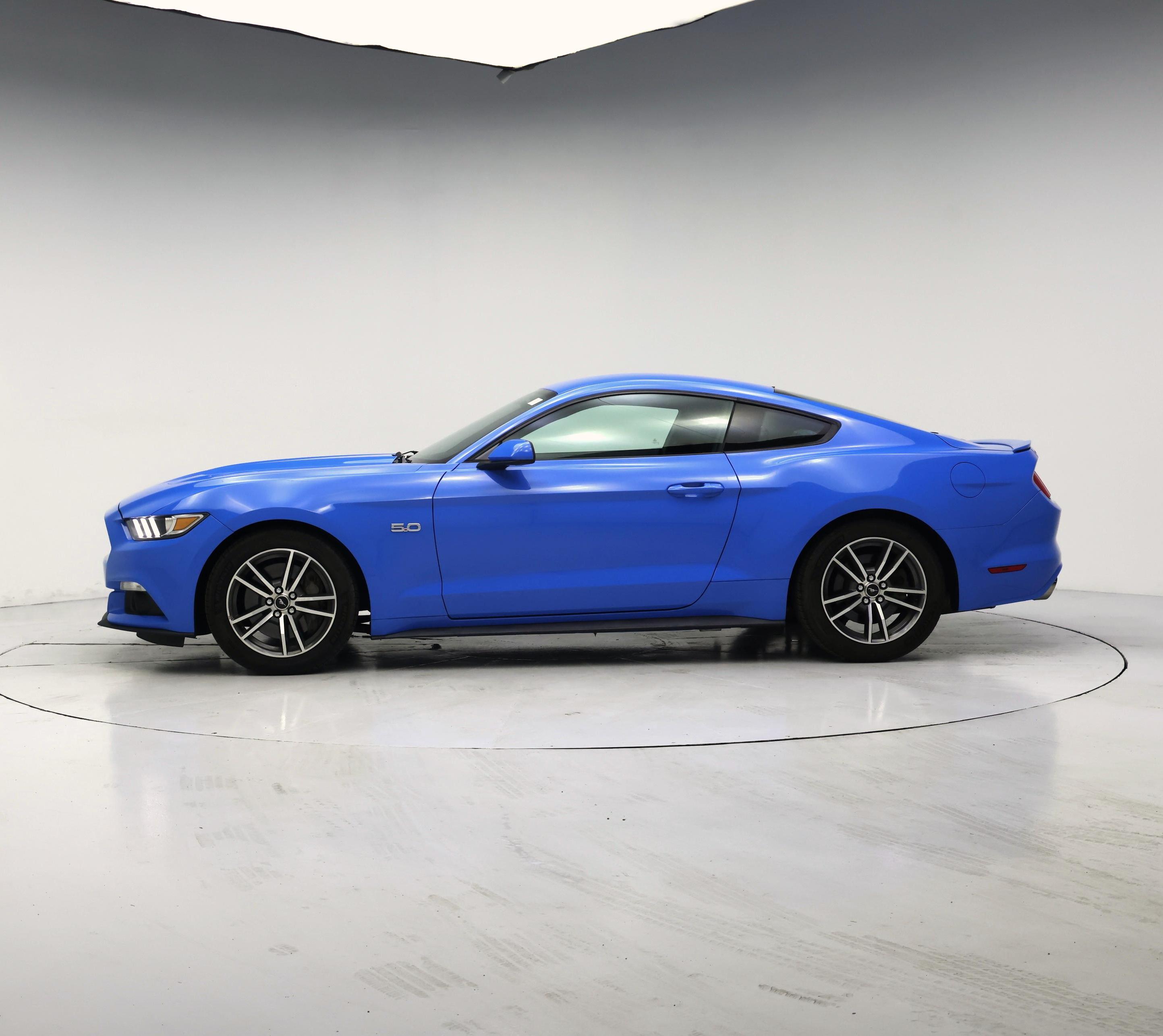 Thumbnail: 2017 Ford Mustang - 3