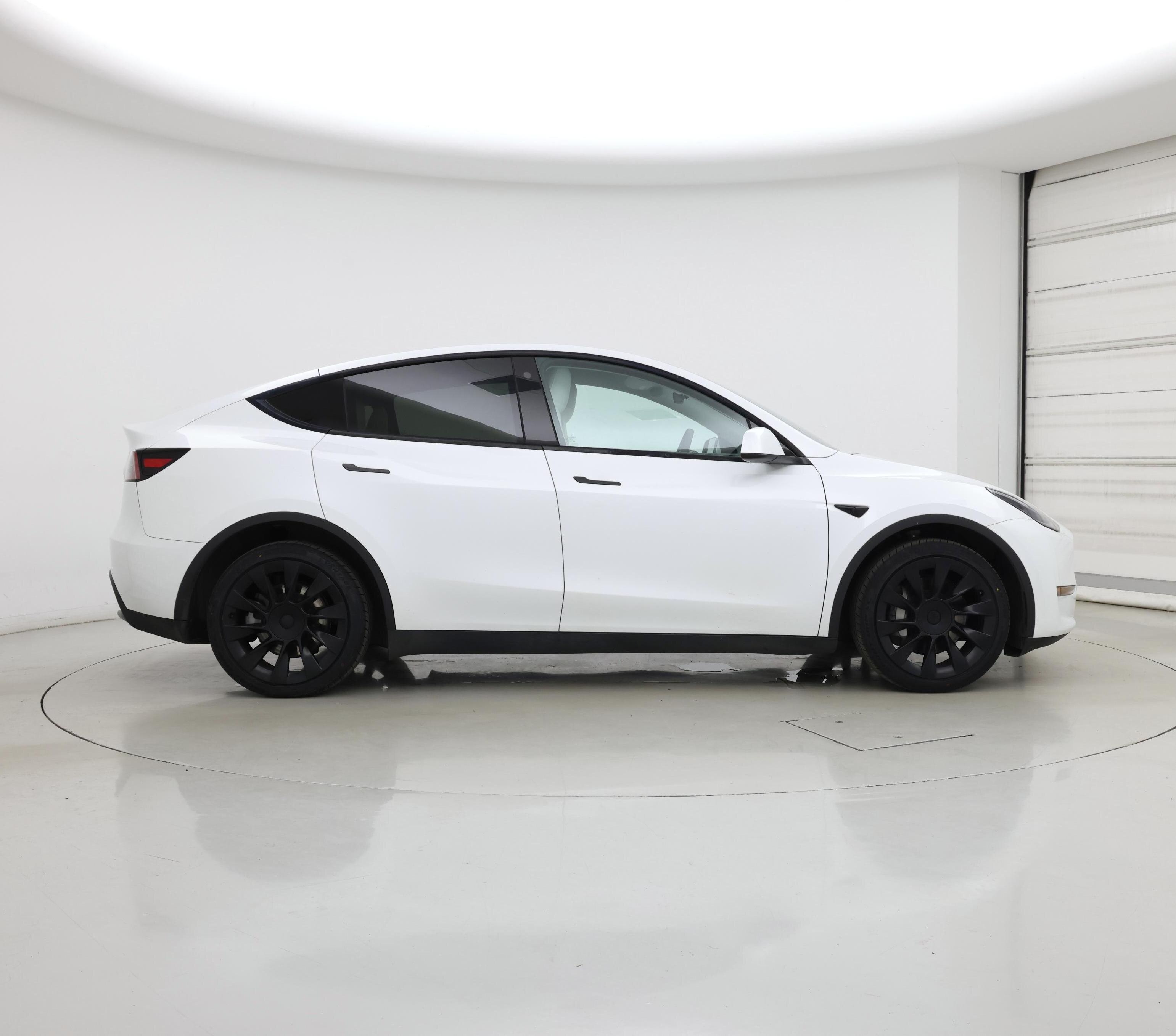 Thumbnail: 2023 Tesla Model Y - 7