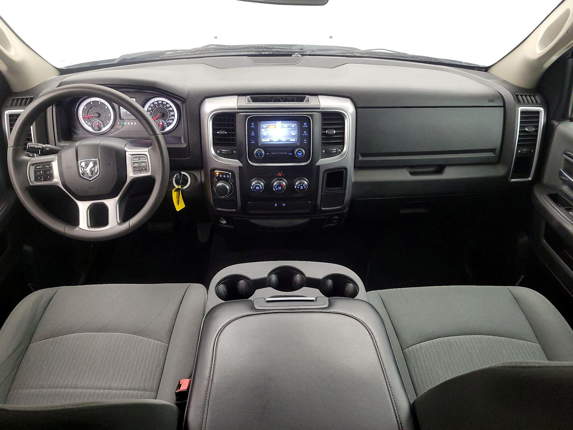 Thumbnail: 2021 RAM 1500 Classic - 9