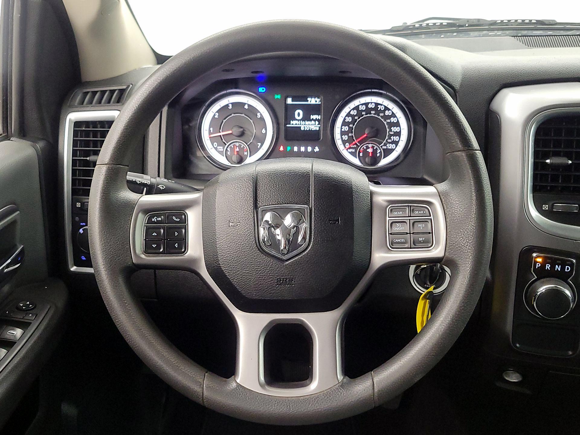 Thumbnail: 2021 RAM 1500 Classic - 10