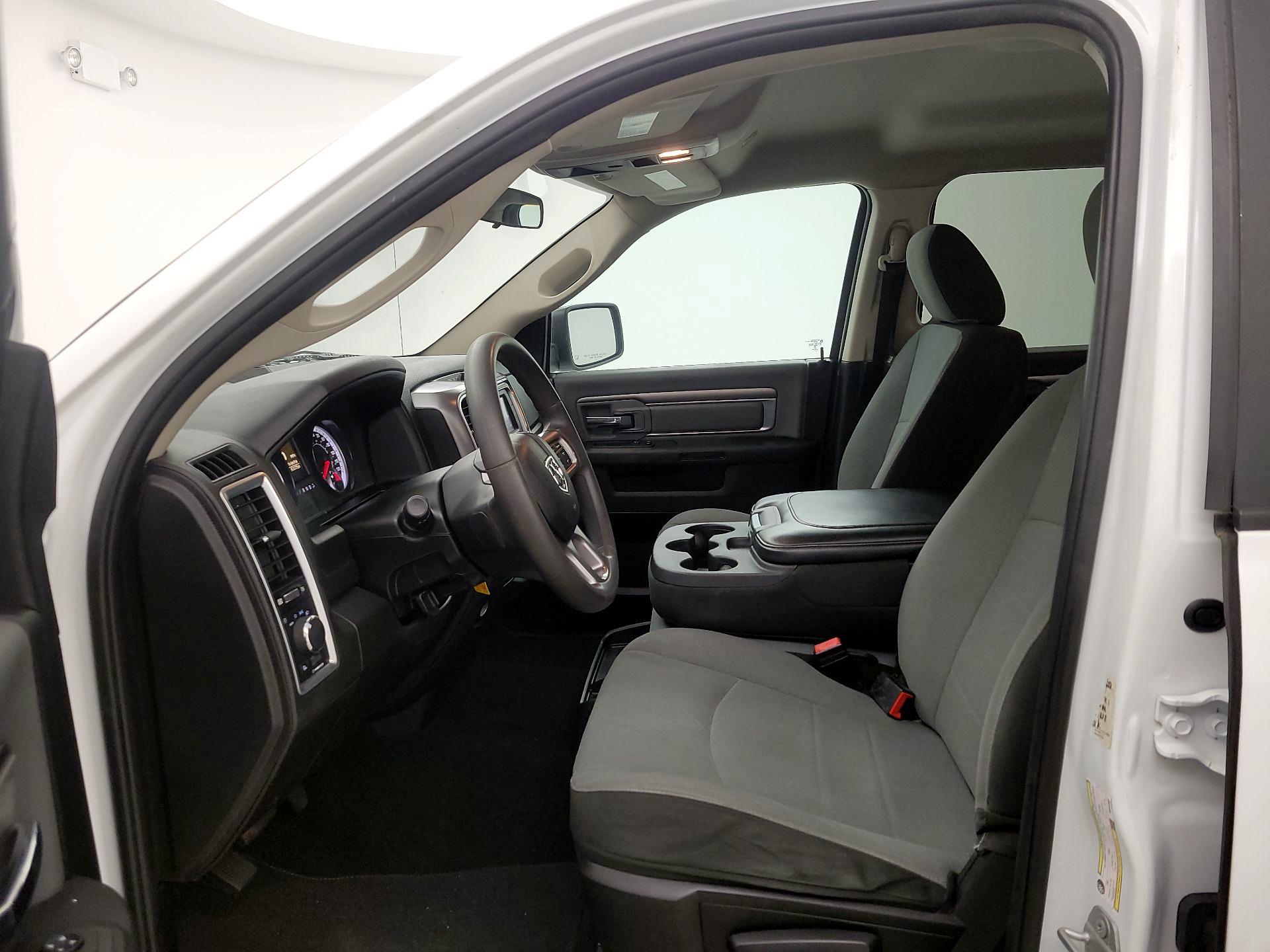 Thumbnail: 2021 RAM 1500 Classic - 11