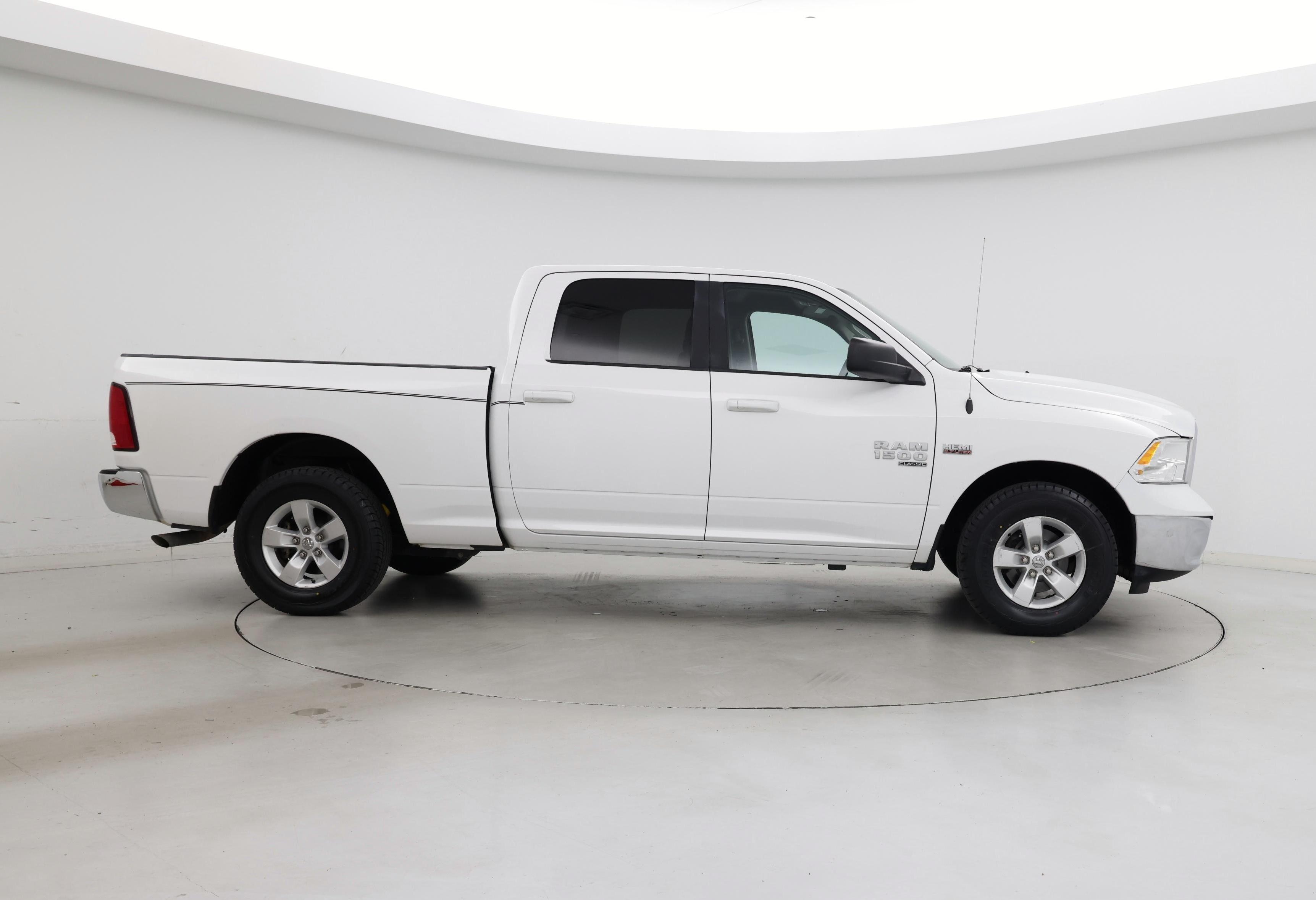 Thumbnail: 2021 RAM 1500 Classic - 7