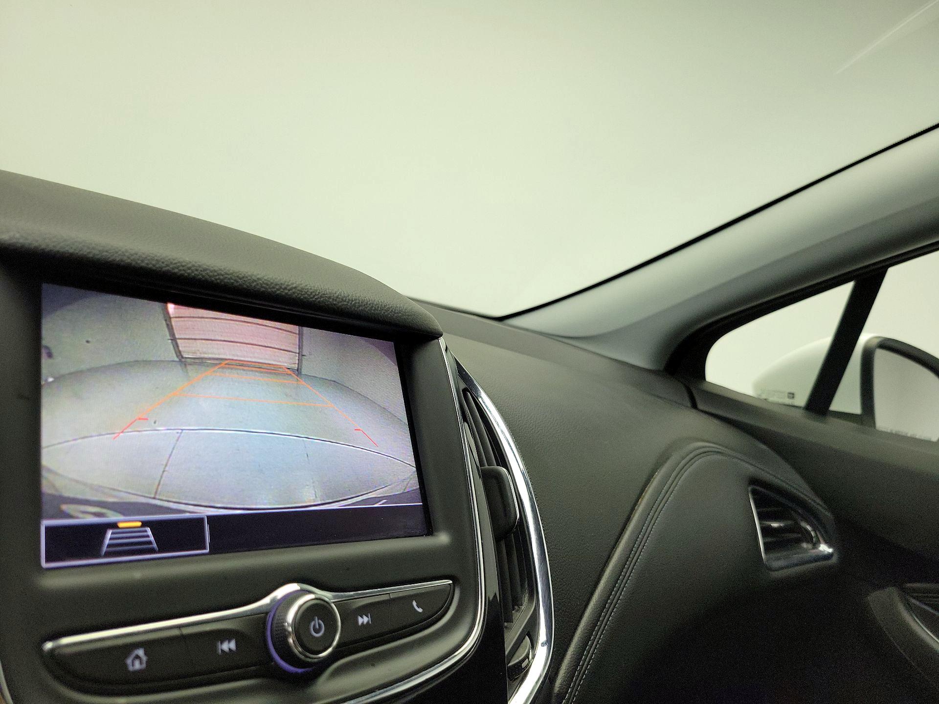 Thumbnail: 2019 Chevrolet Cruze - 14