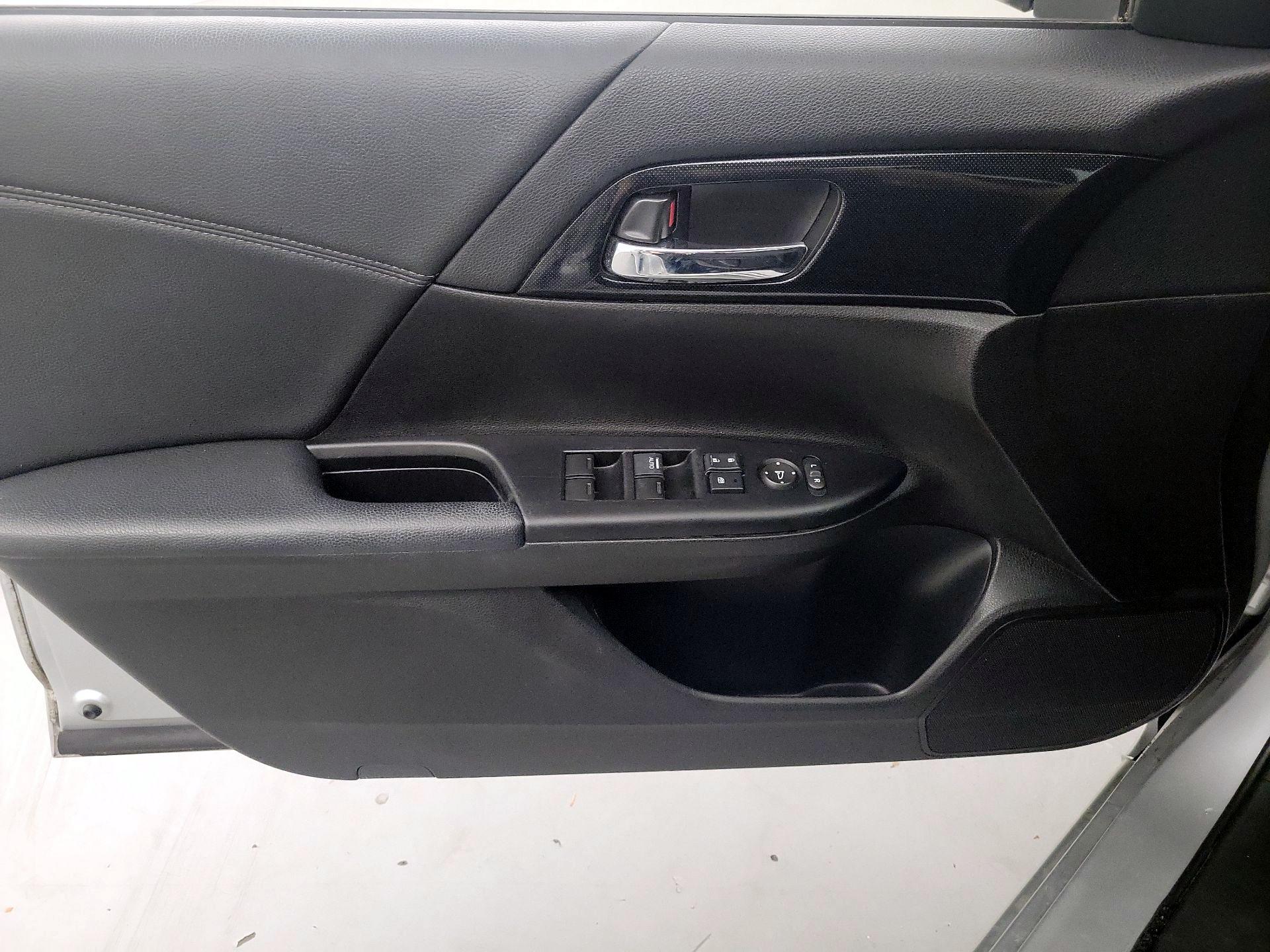 Thumbnail: 2014 Honda Accord - 12