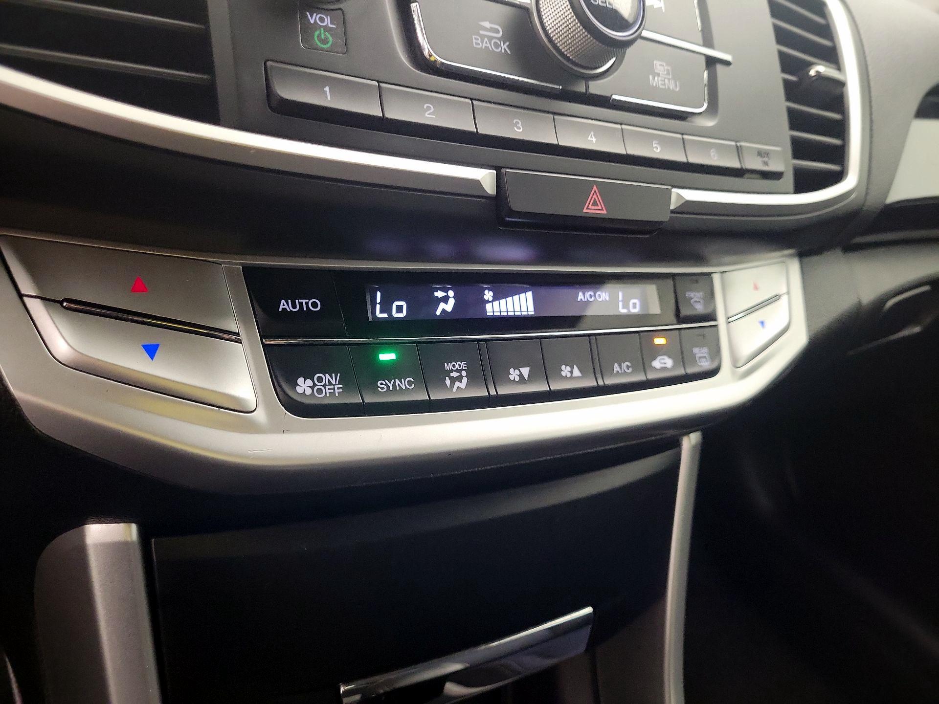 Thumbnail: 2014 Honda Accord - 16