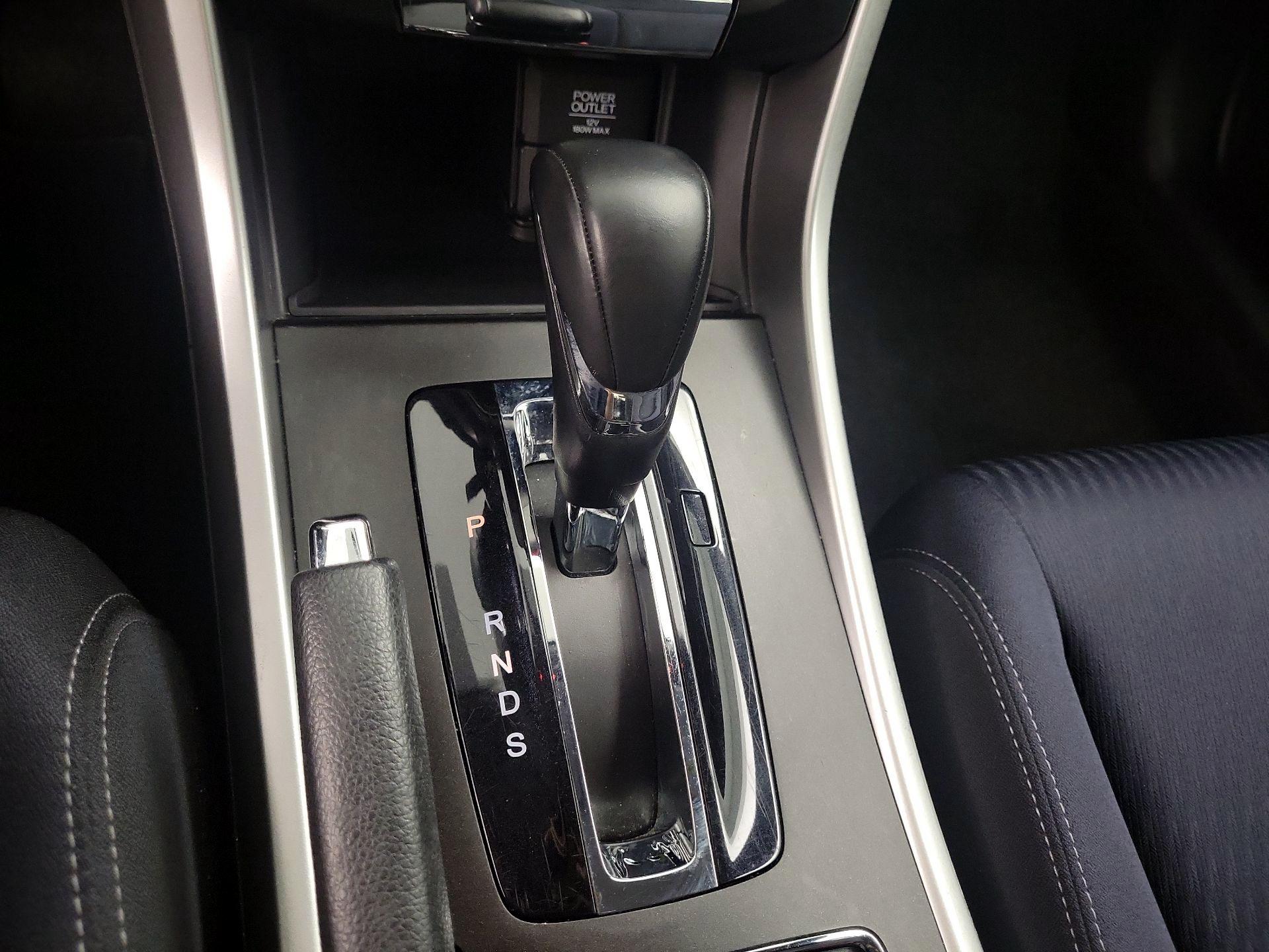 Thumbnail: 2014 Honda Accord - 17