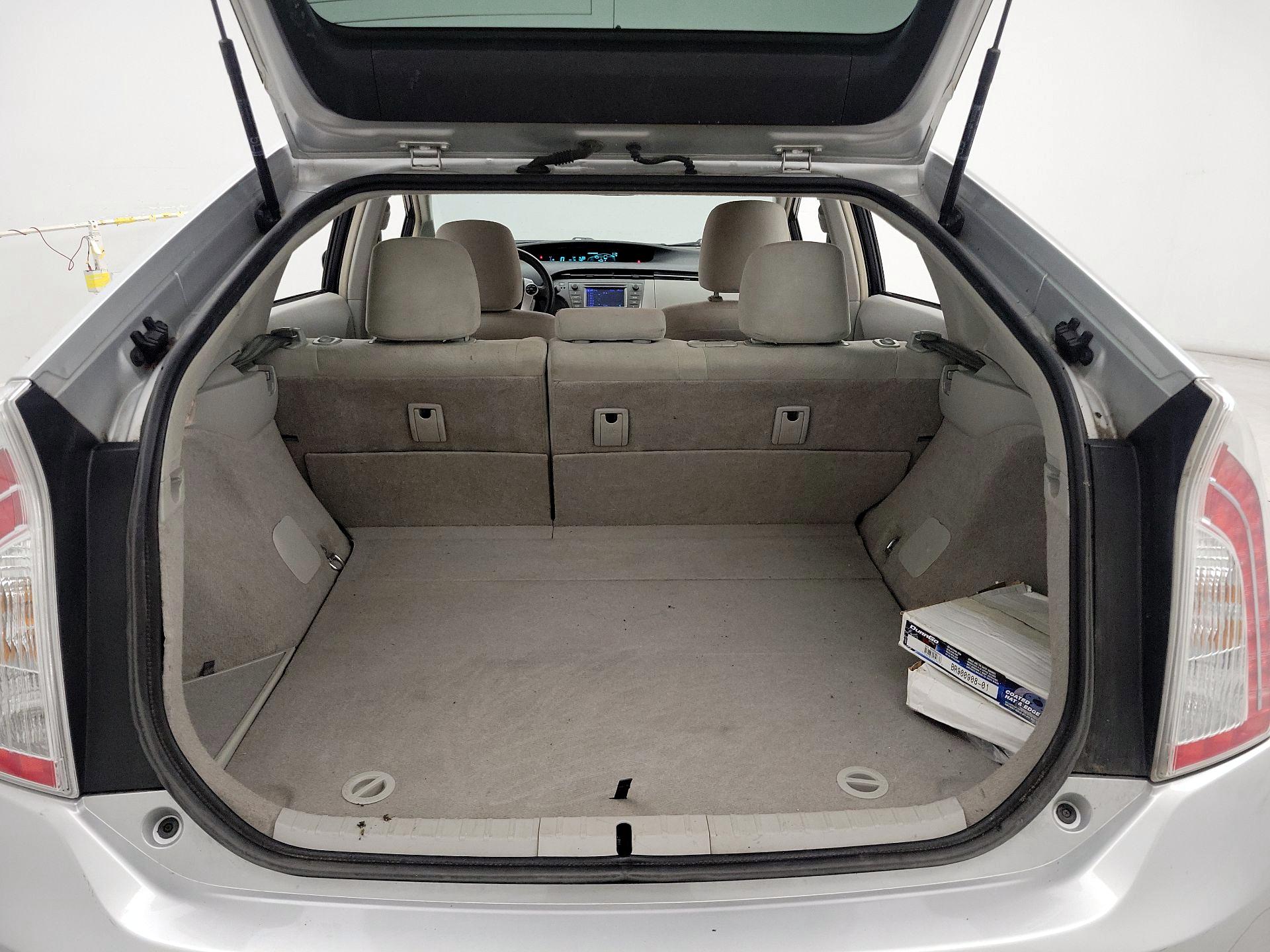 Thumbnail: 2015 Toyota Prius - 20