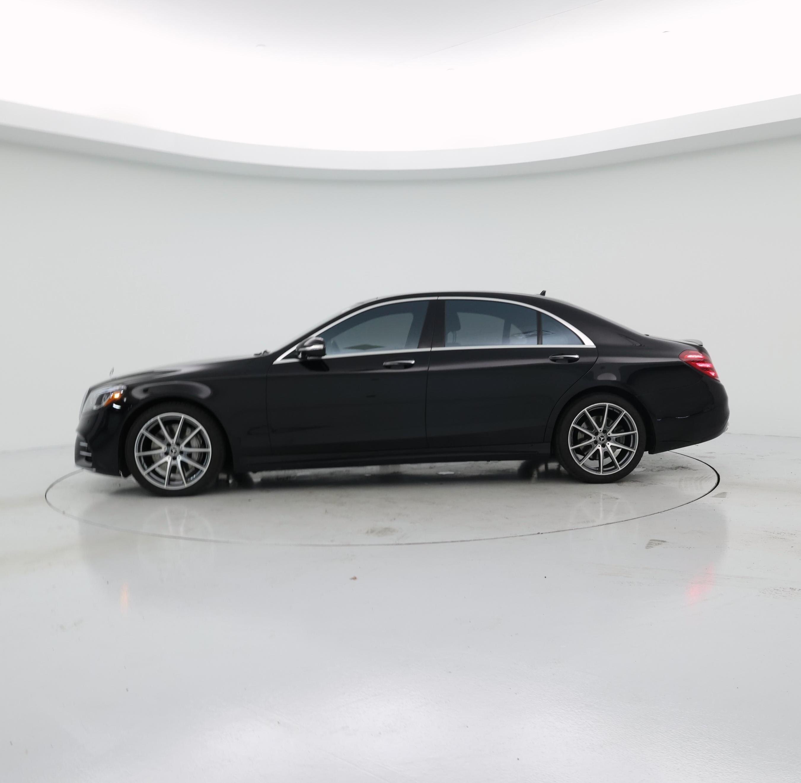 Thumbnail: 2020 Mercedes-Benz S-Class - 3